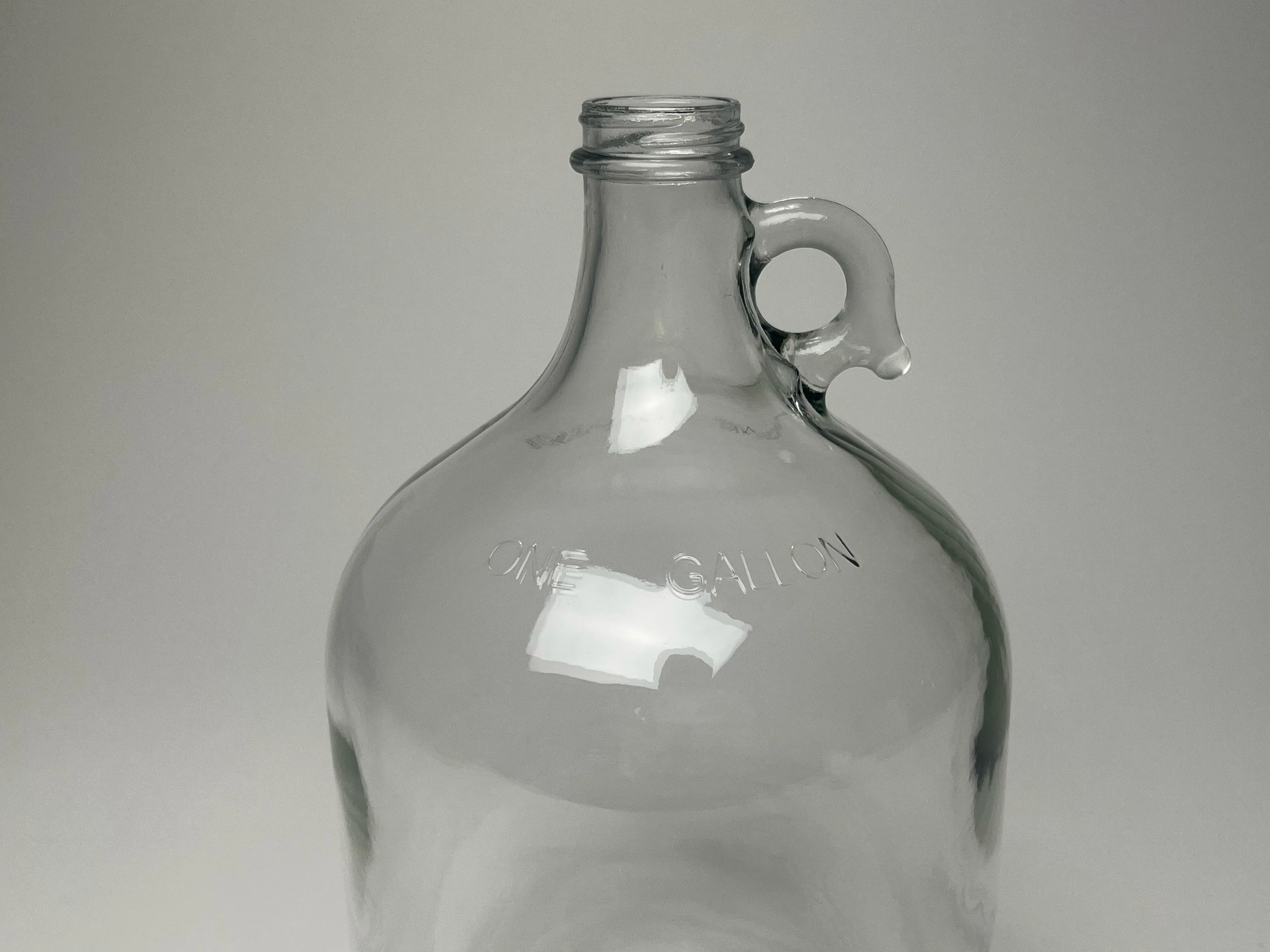 1 Gallon Glass Jug with Cap - Image 5
