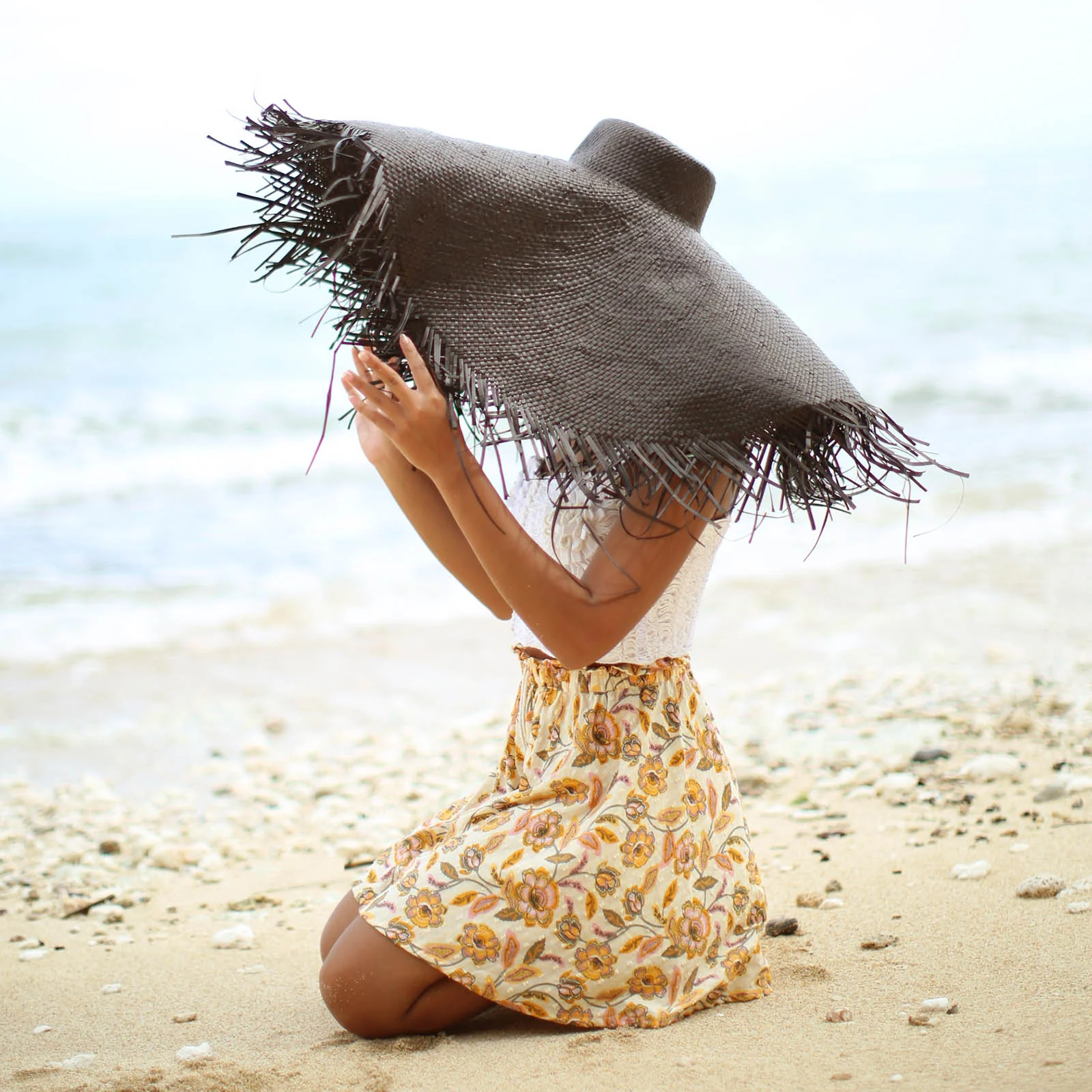 AMORA Oversized Woven Straw Hat in Black - Image 4