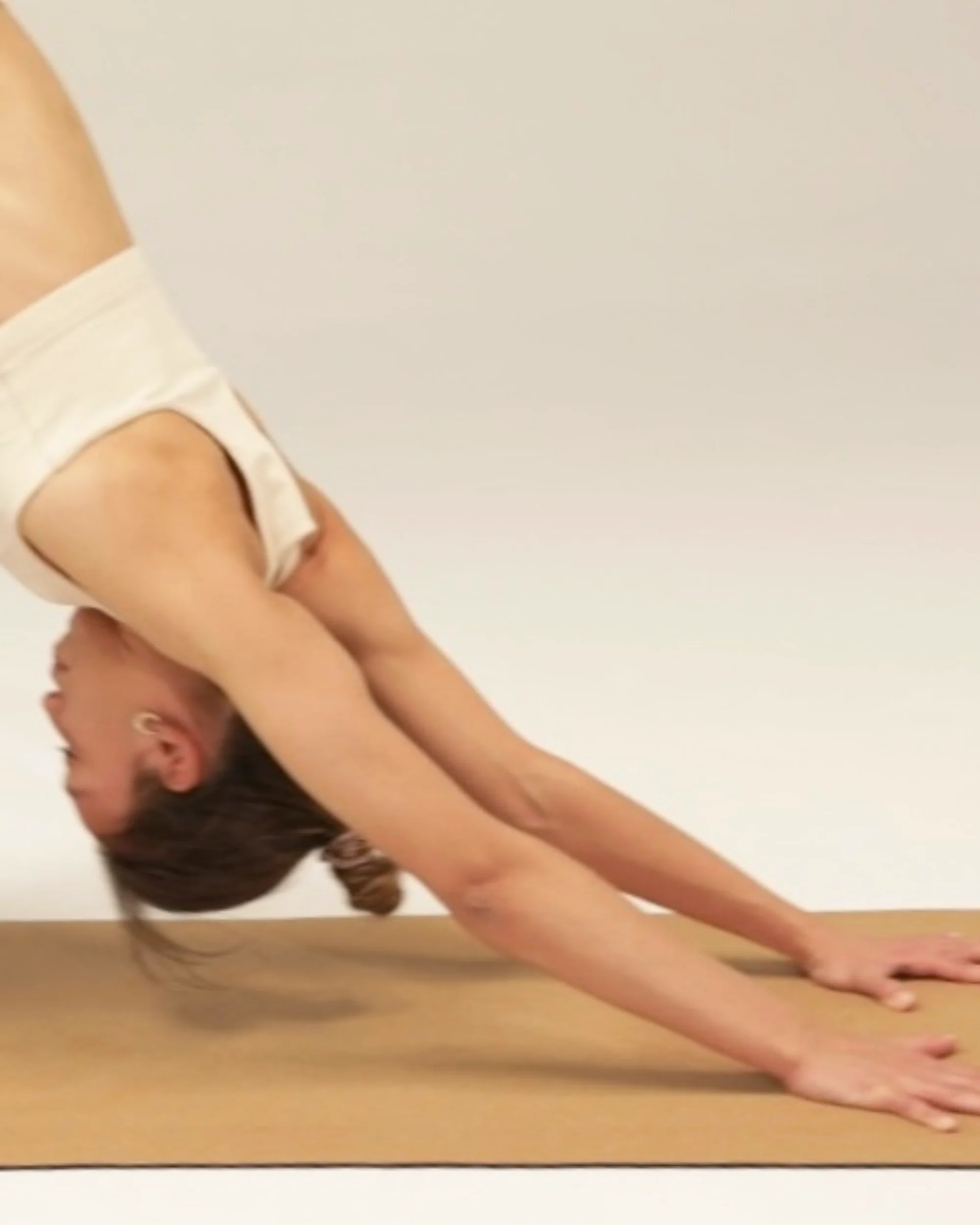 Ananday Cork Yoga Mat - Image 5