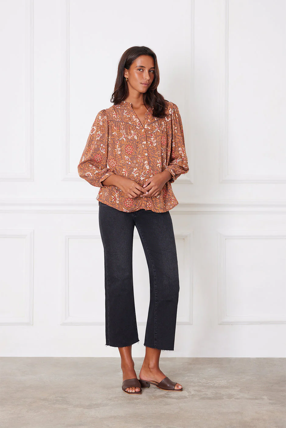 Anna Shirt in Folk Floral Print - Image 2