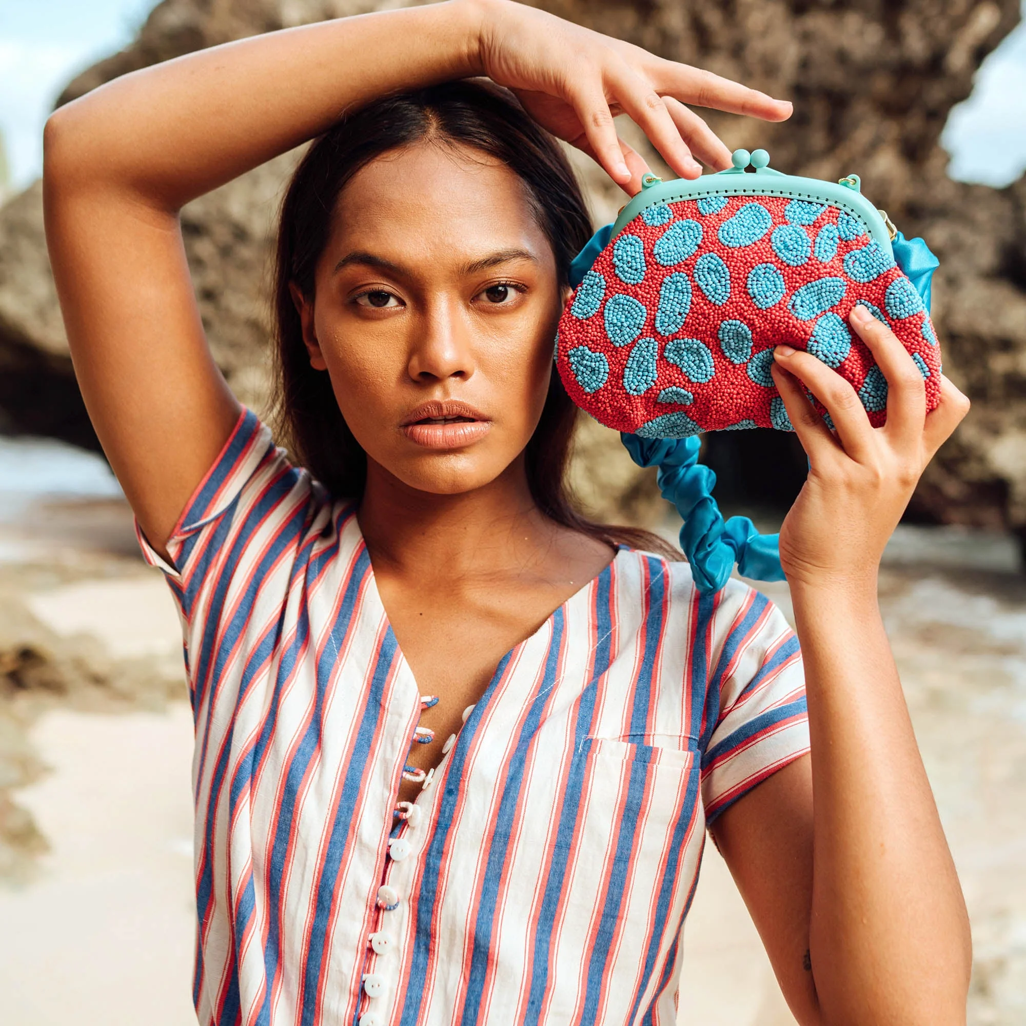 ARNOLDI ARIELA Hand-beaded Clutch Bag In Red & Turquoise Blue - Image 2