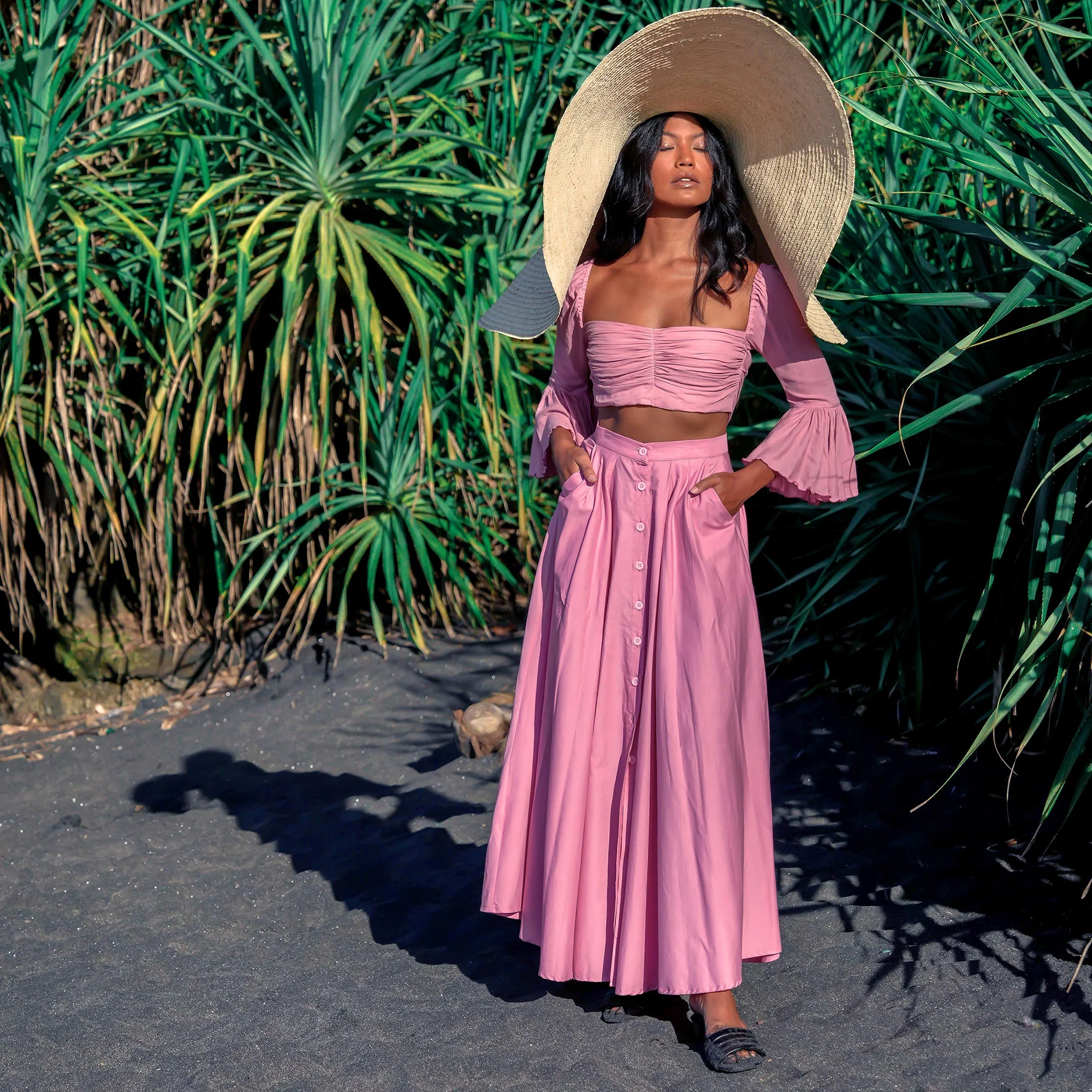 ARUM Pleated Maxi Skirt in Blush Pink - Image 3