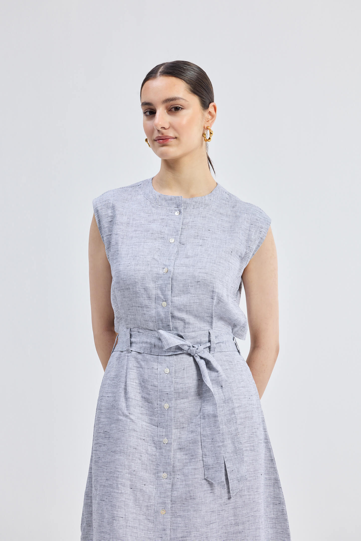 Back Cut Out Linen Dress - Image 5