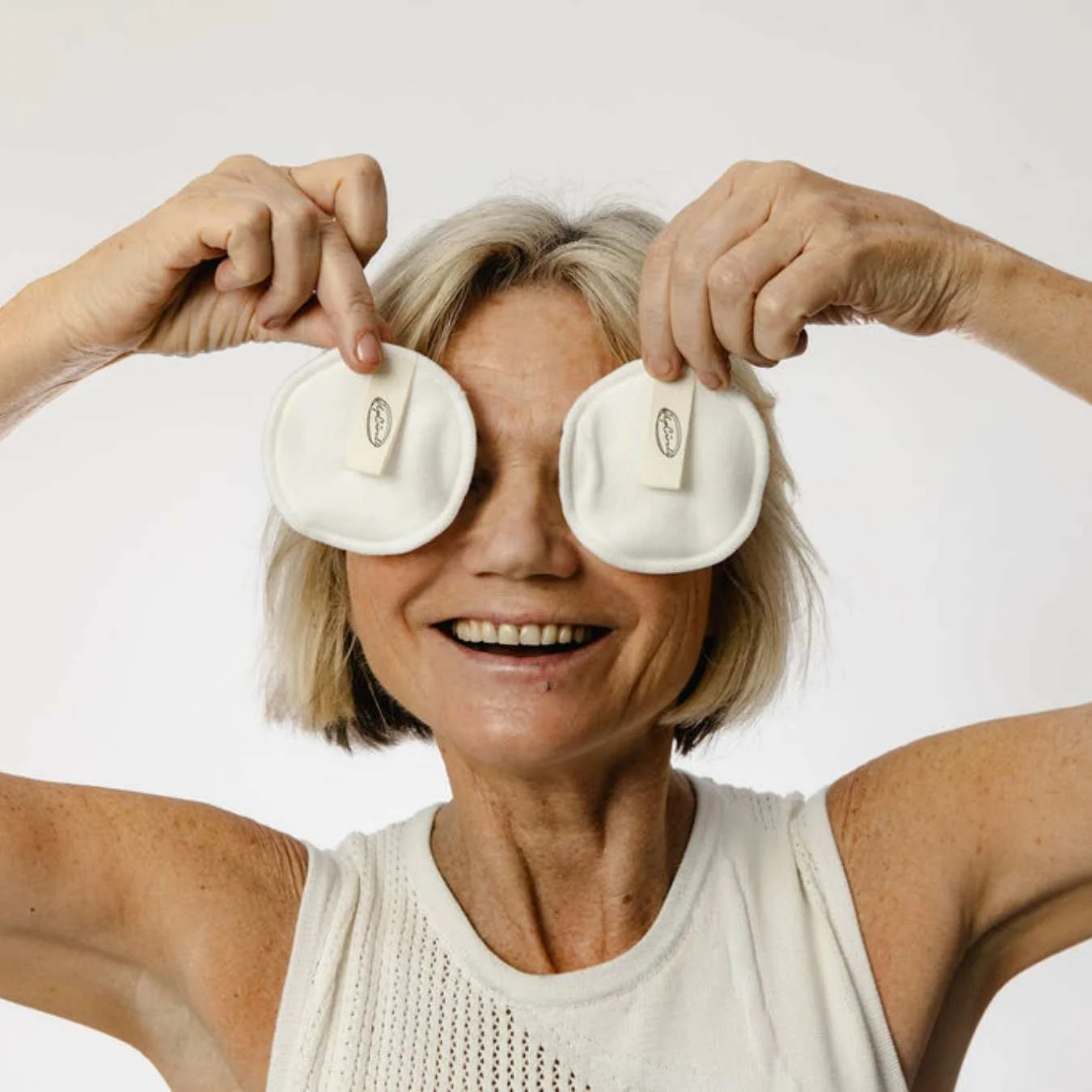 Bamboo + Cotton Makeup Pads - Image 4
