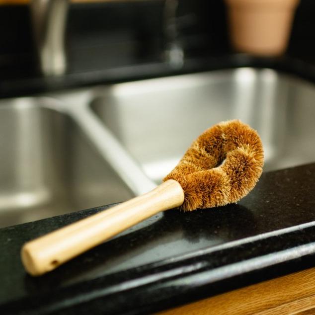 Bamboo Drinkware Bottle Cleaning Brush | Rounded - Image 4