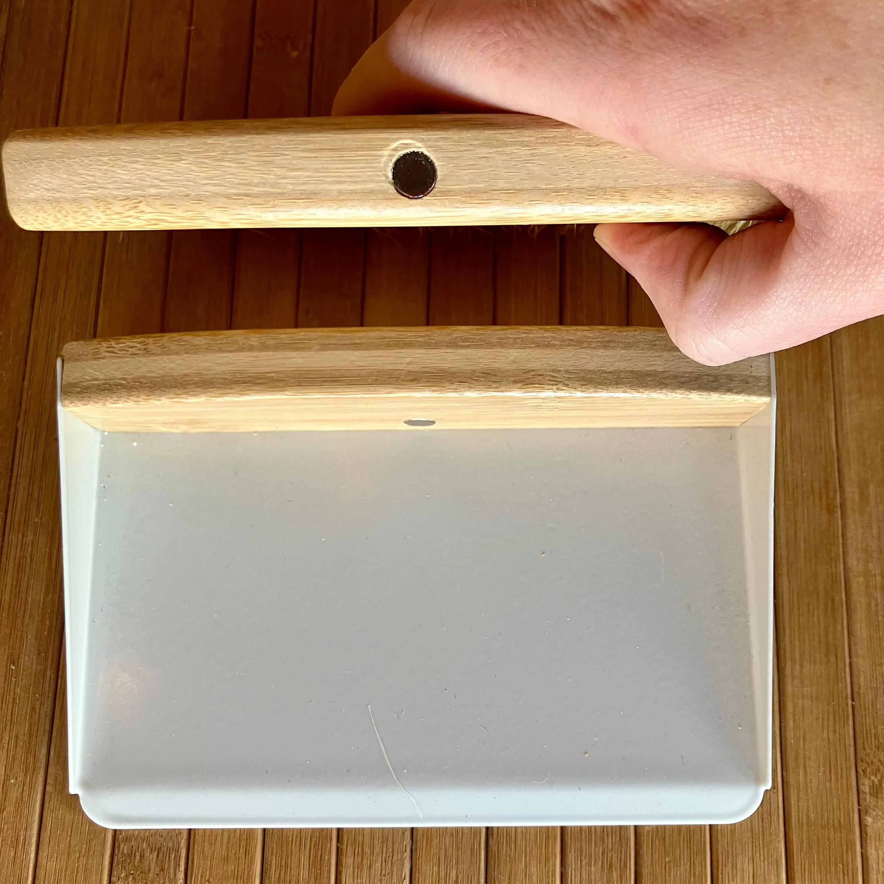 Bamboo Dust Pan With Brush - Image 3