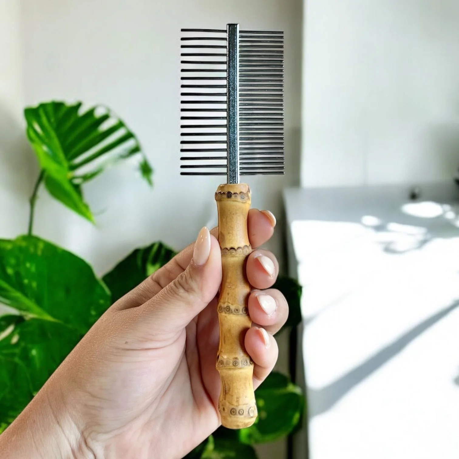 Bamboo Root Flea & Tick Comb - Image 2