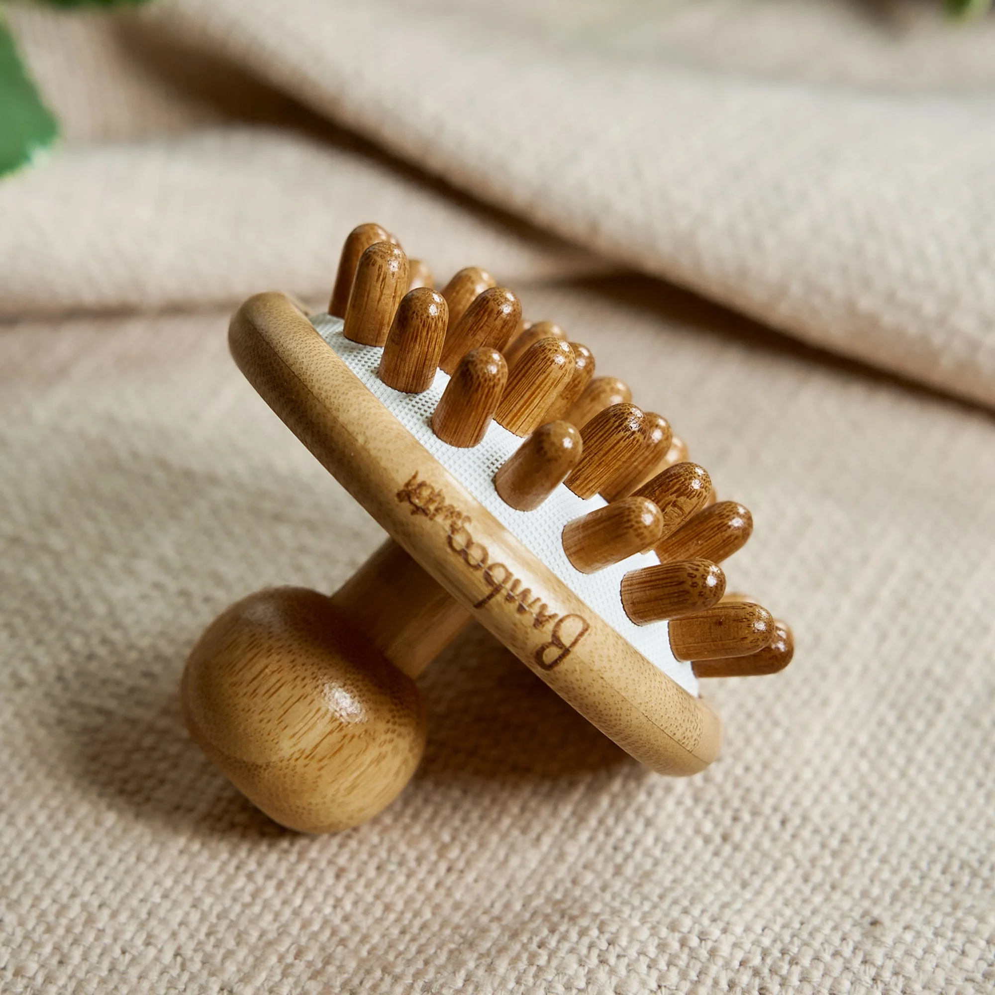 Bamboo Stimulating Scalp Massager - Image 3