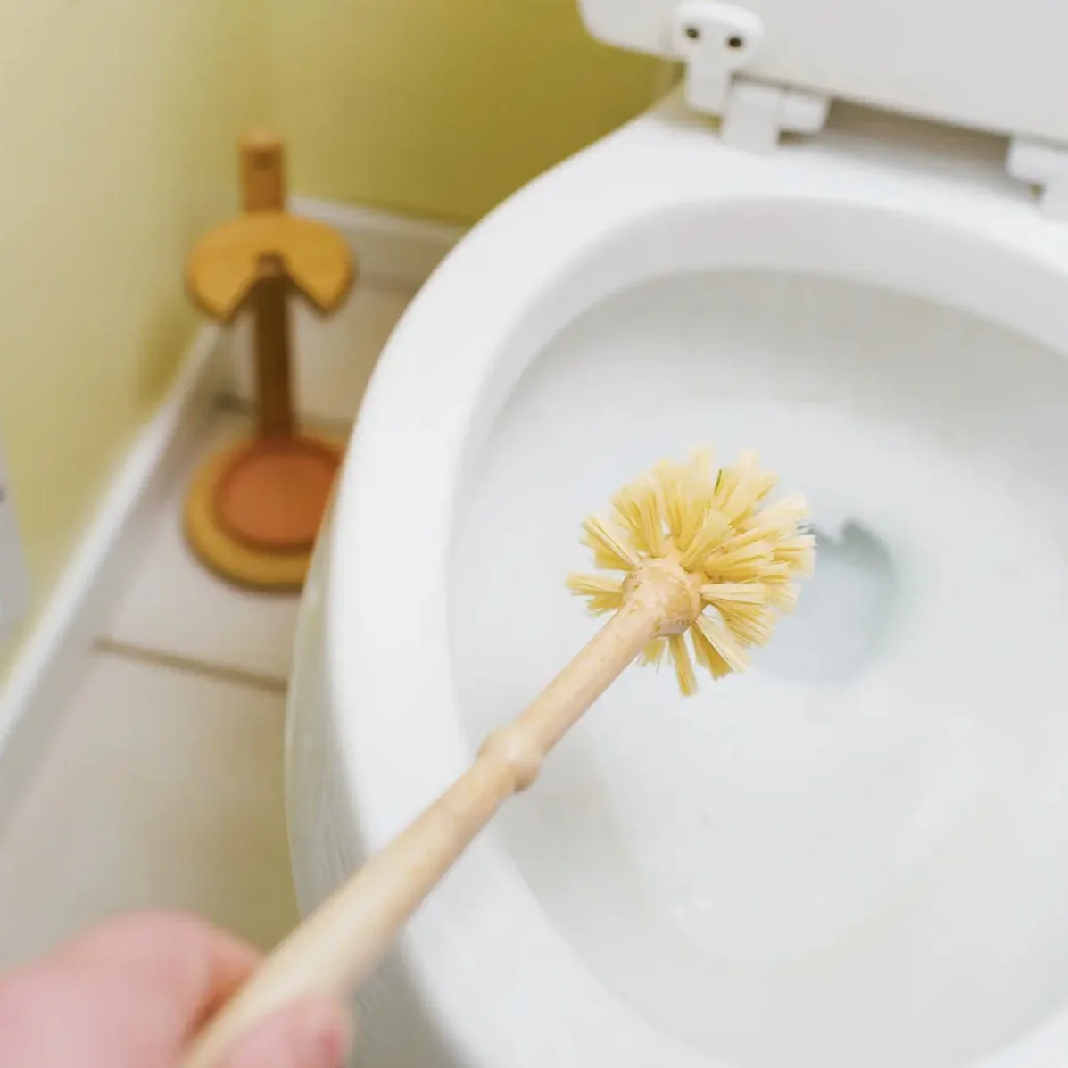 Bamboo Toilet Bowl Cleaning Brush & Stand - Image 3