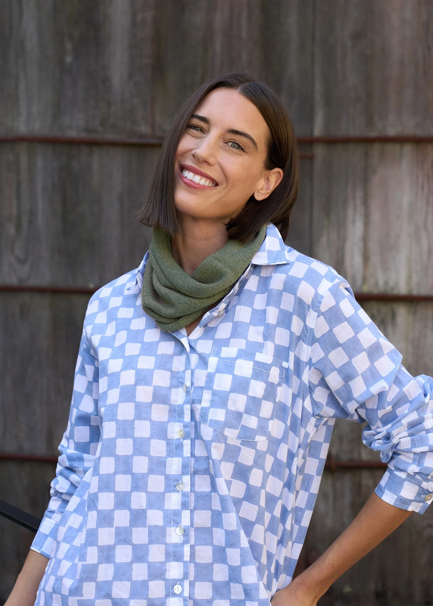 Bedford Infinity Recycled Cashmere Scarf - Olive - Image 2
