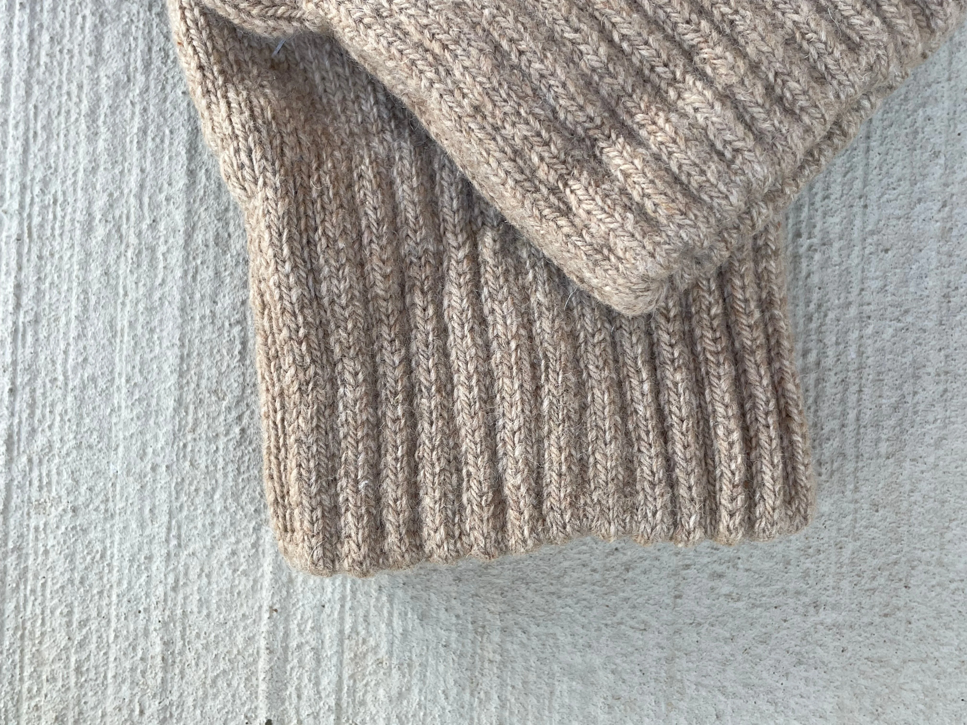 Bedford Recycled Cashmere Gloves - Camel - Image 3