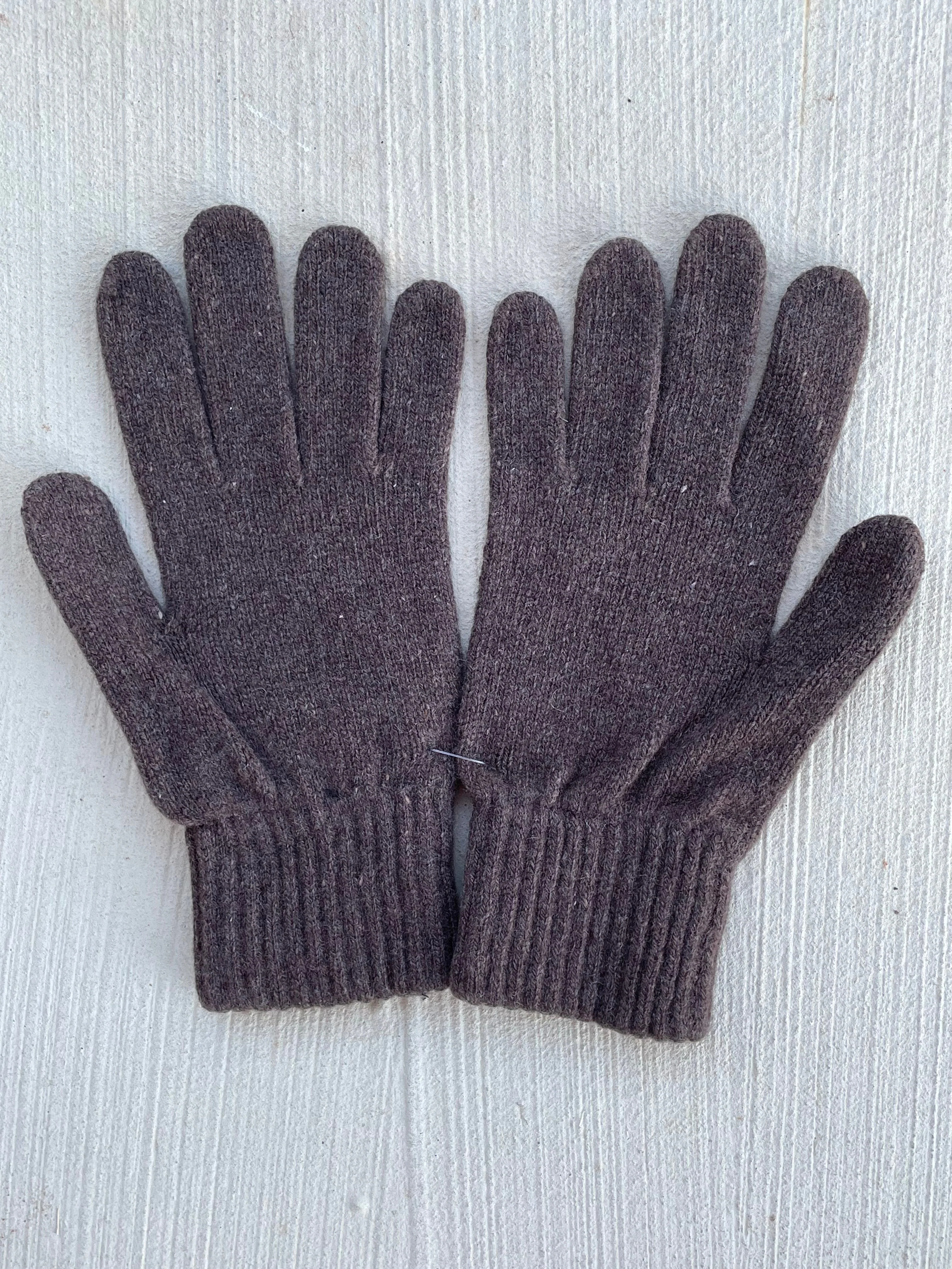 Bedford Recycled Cashmere Gloves - Cocoa - Image 4