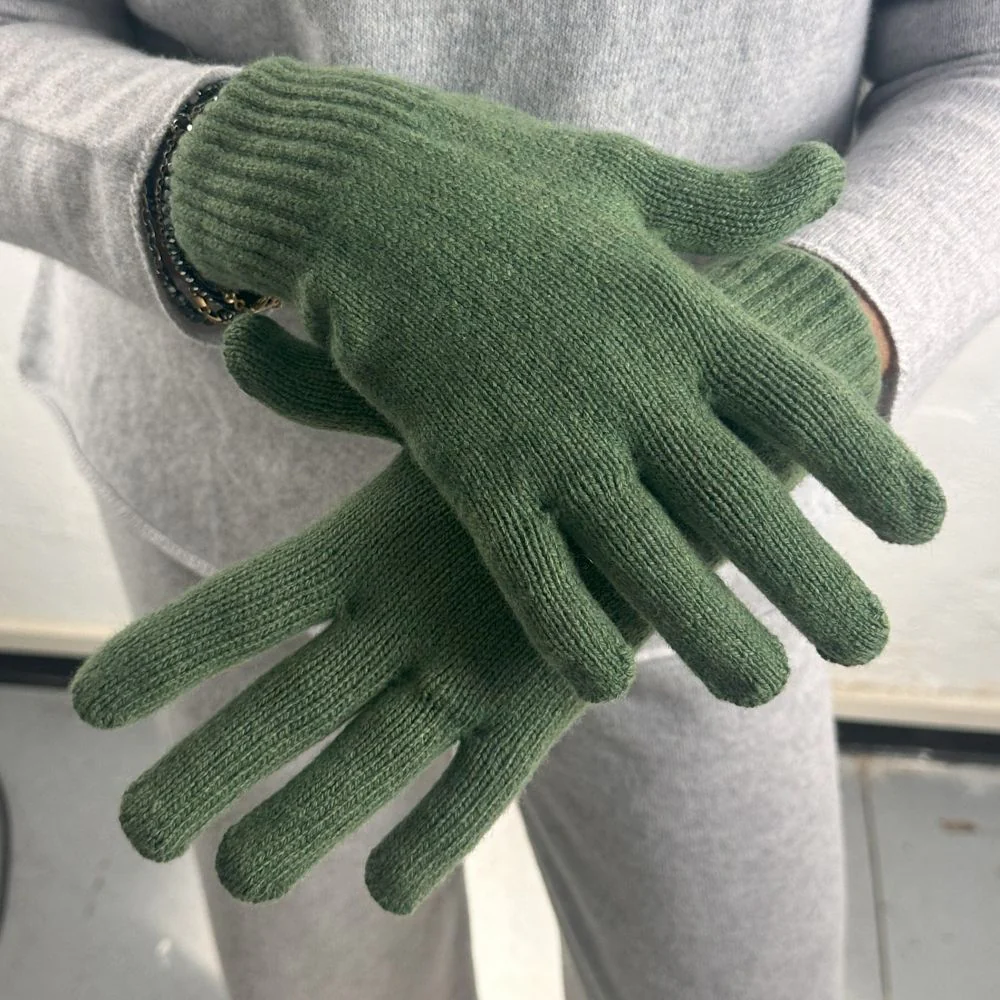 Bedford Recycled Cashmere Gloves - Olive