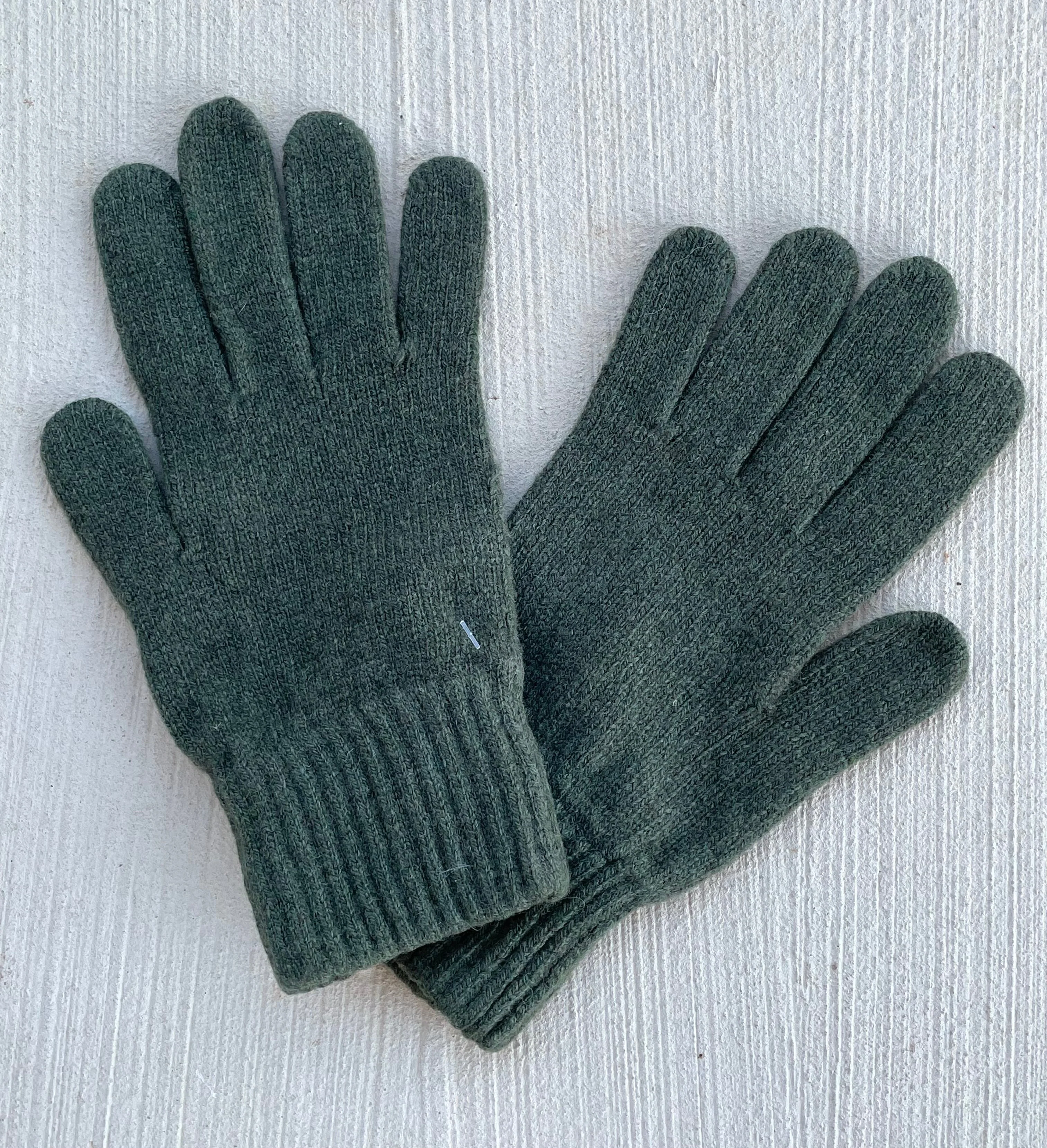 Bedford Recycled Cashmere Gloves - Olive - Image 4