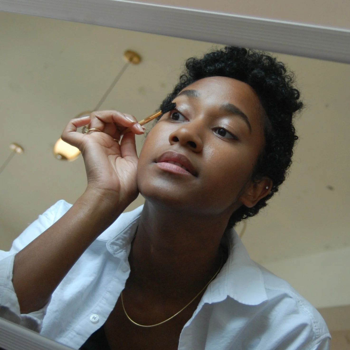 Black Vegan Zero-Waste Mascara - Image 8