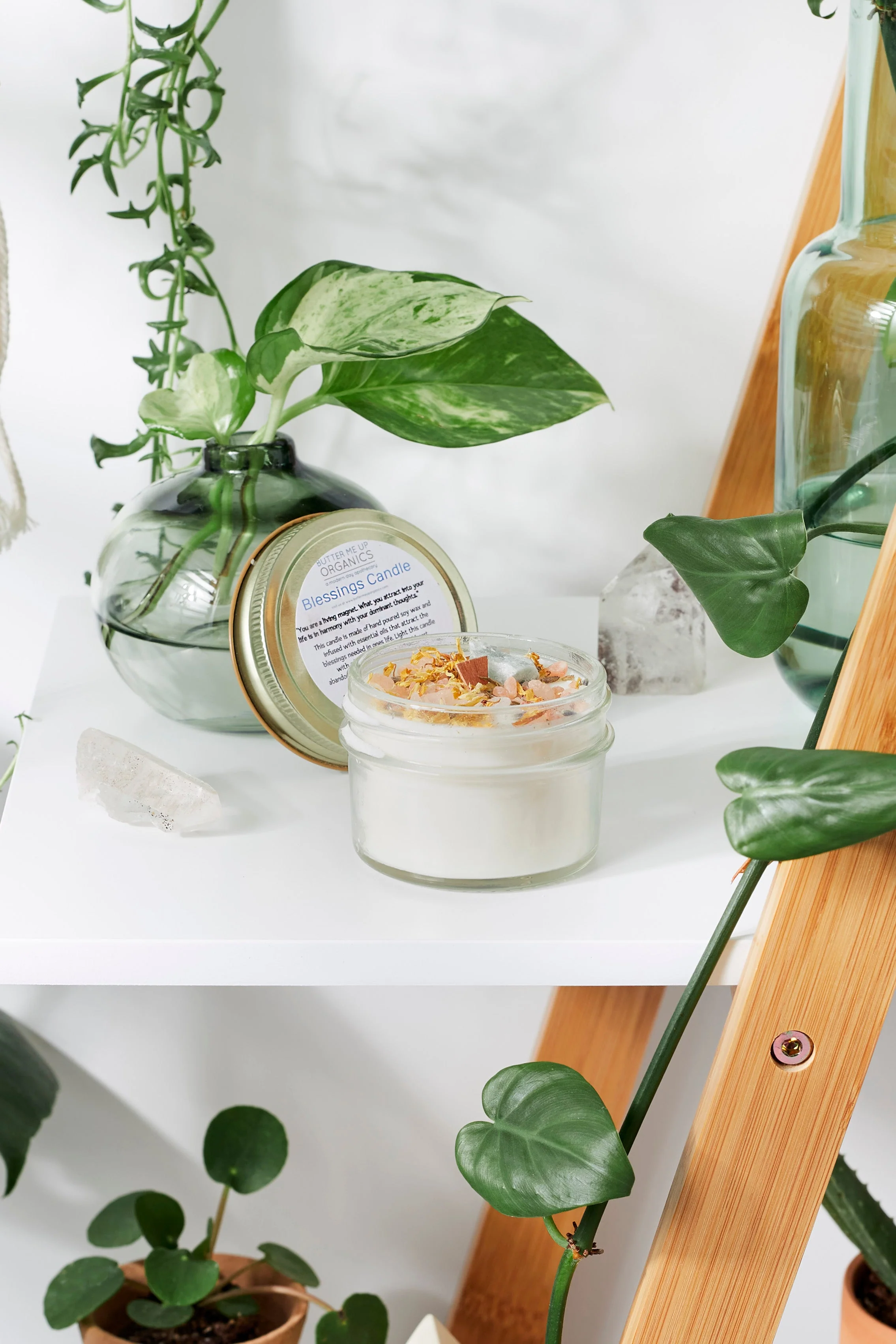 Blessings Candle / Intention Candle / Good Luck / Soy Handpoured Candle/ Candle with Crystals / Botanical Candle / Essential Oil Candle - Image 4