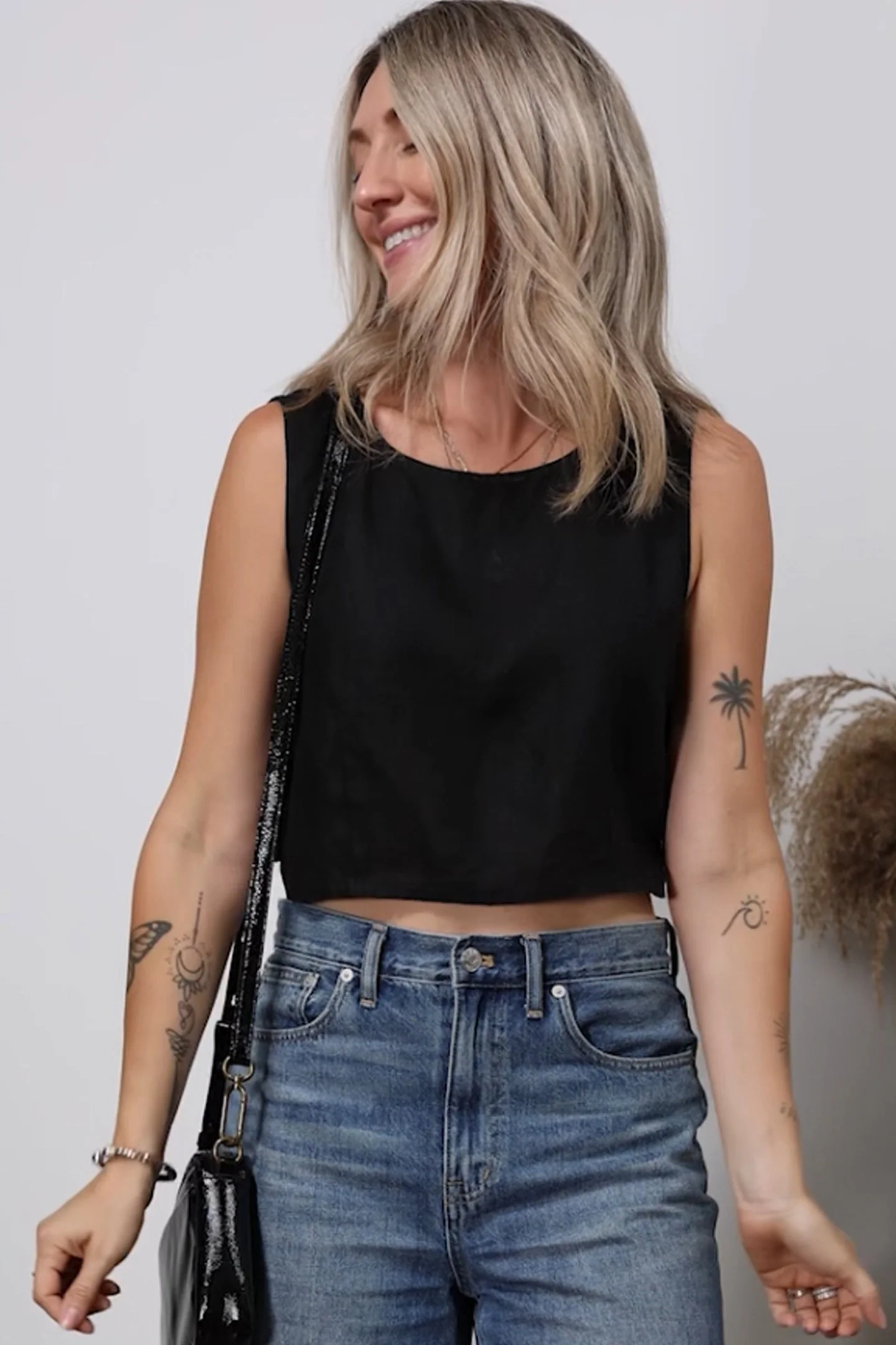 Boxy Crop Top in Black - Image 13