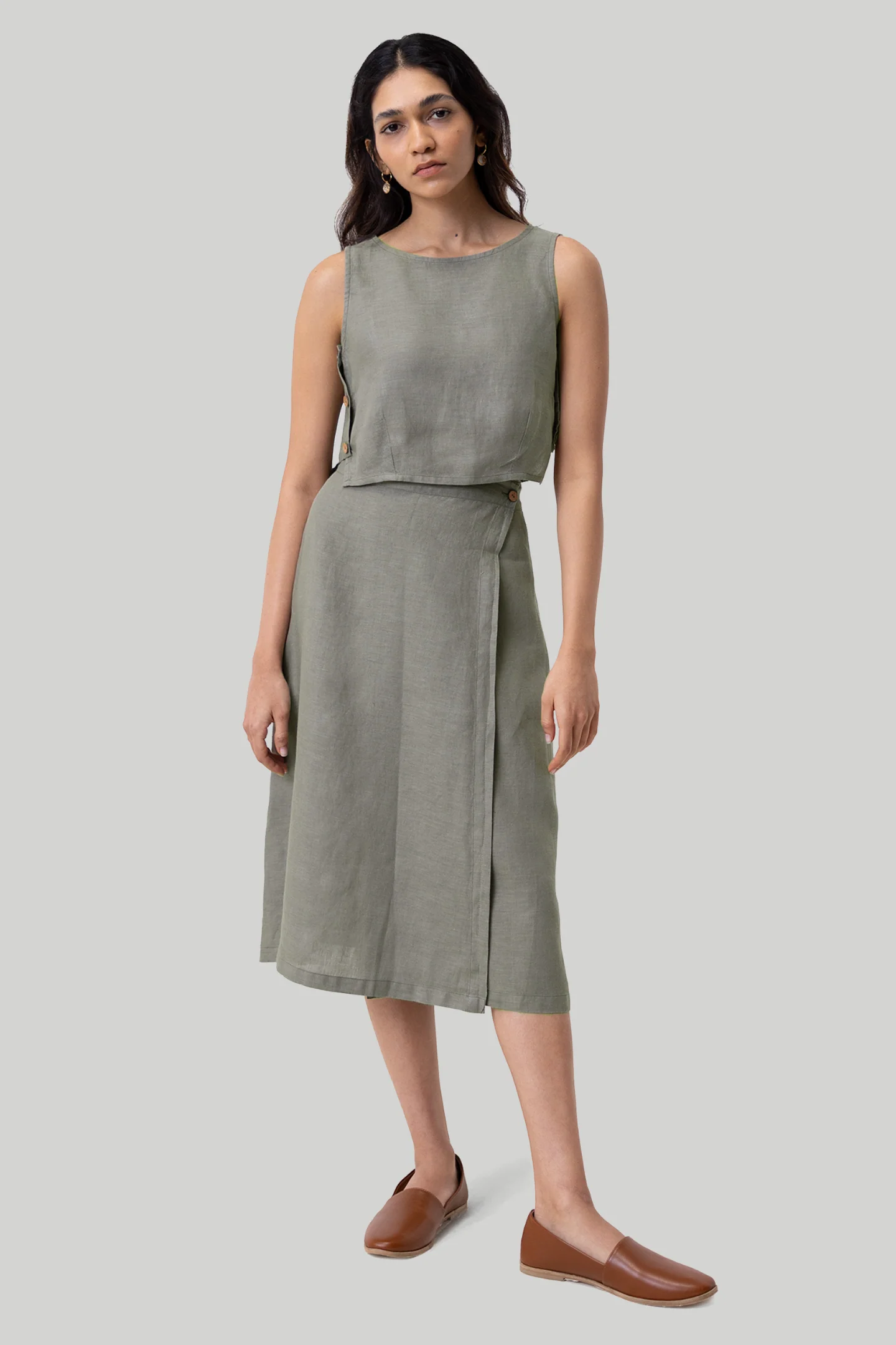 Boxy Crop Top in Dark Green - Image 3