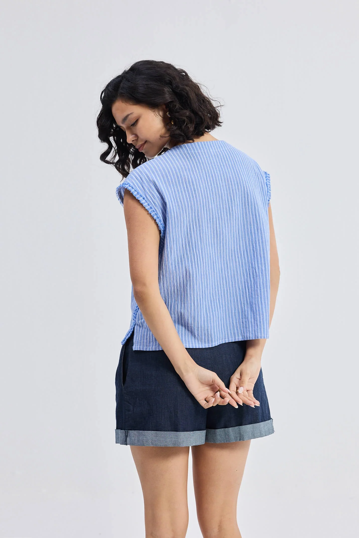Boxy V-neck Top with Fray Detail - Image 2