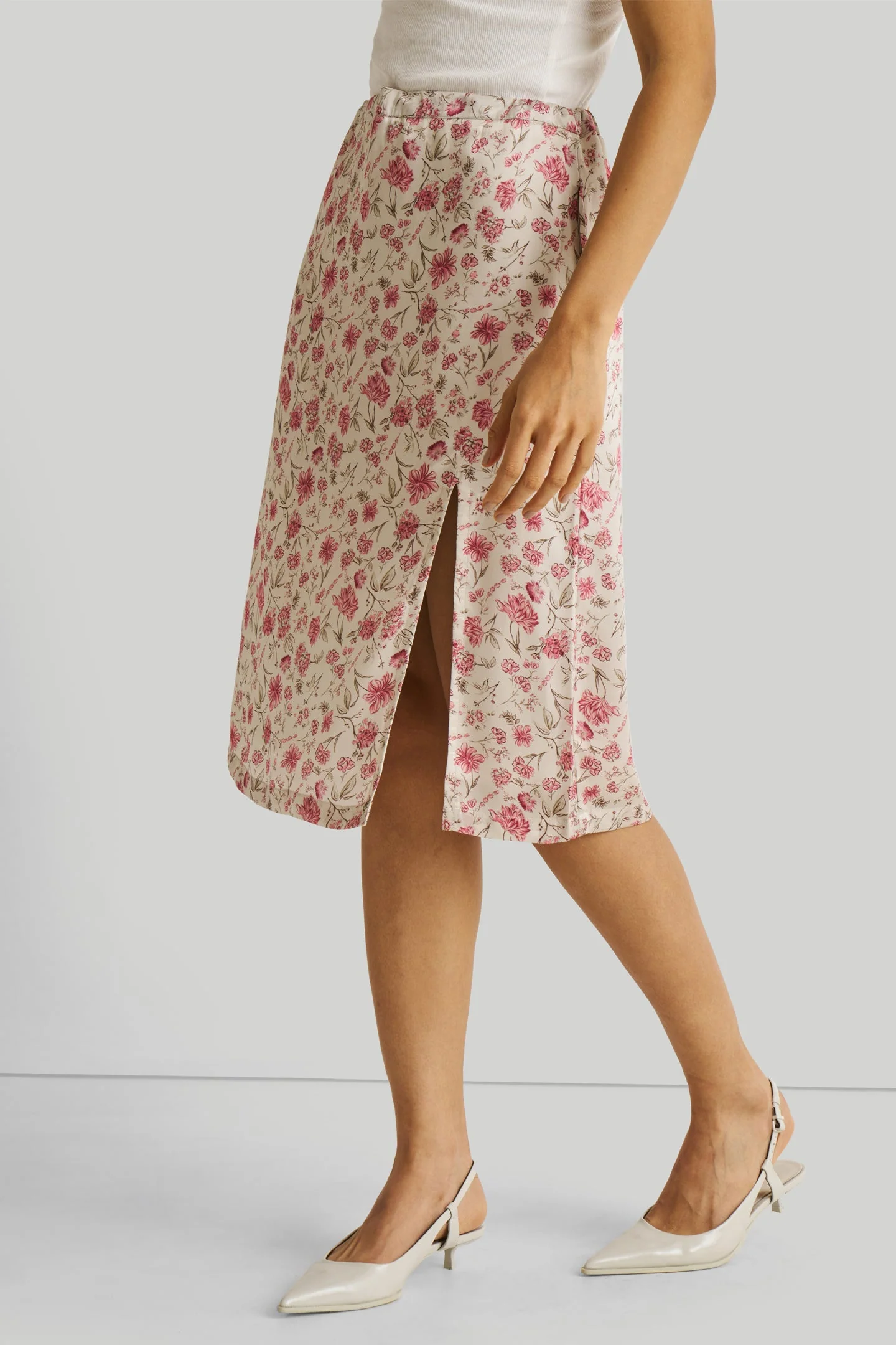 Brunch Skirt in Pink Florals - Image 5