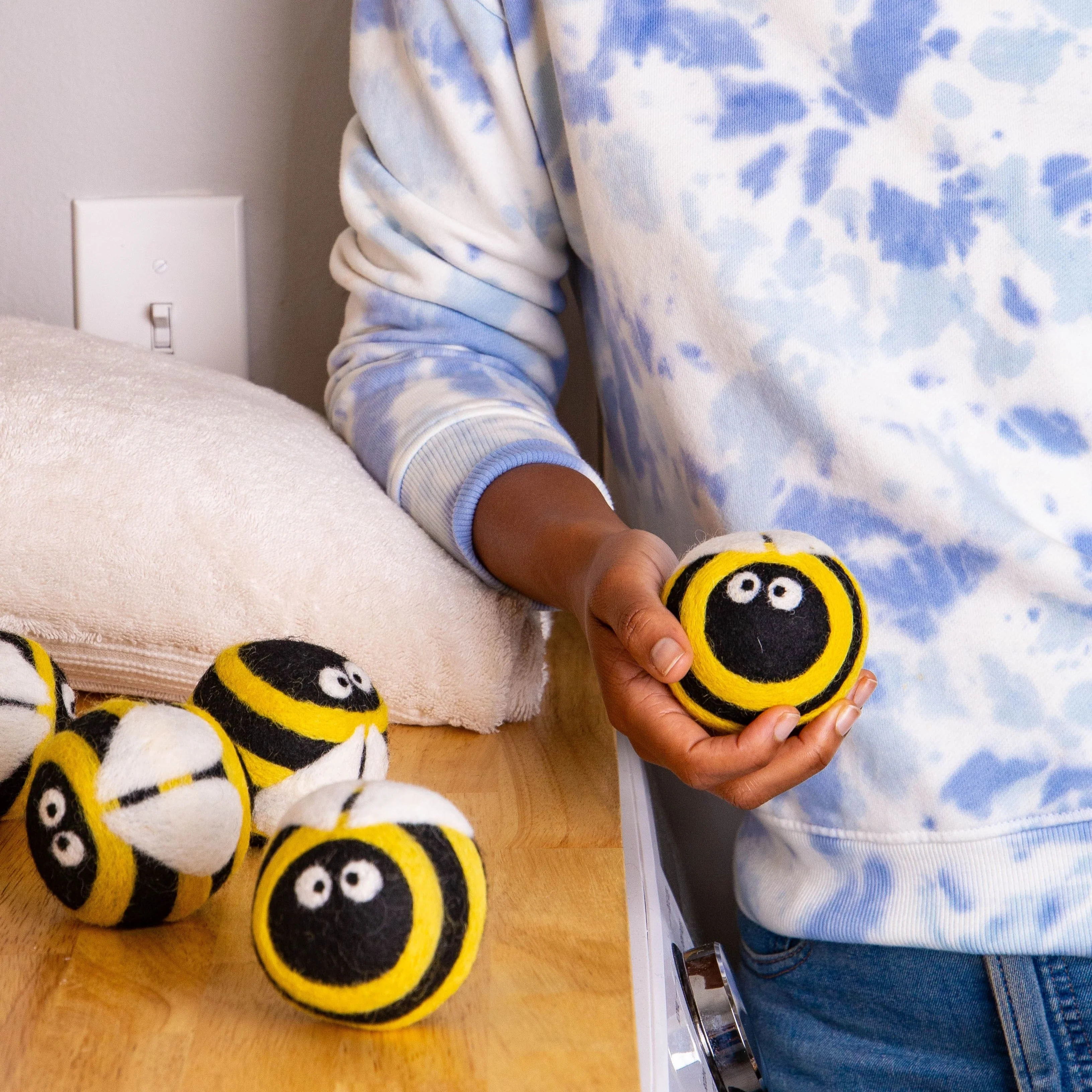 Busy Bees - Image 7