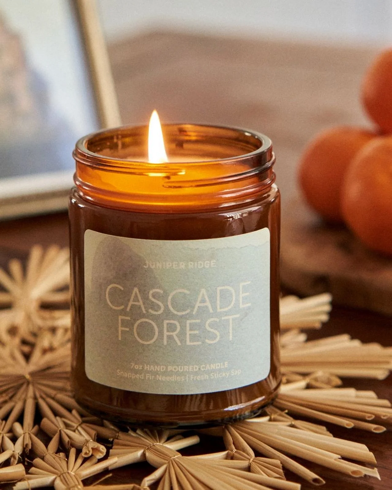 Cascade Forest Essential Oil Candle - Image 2