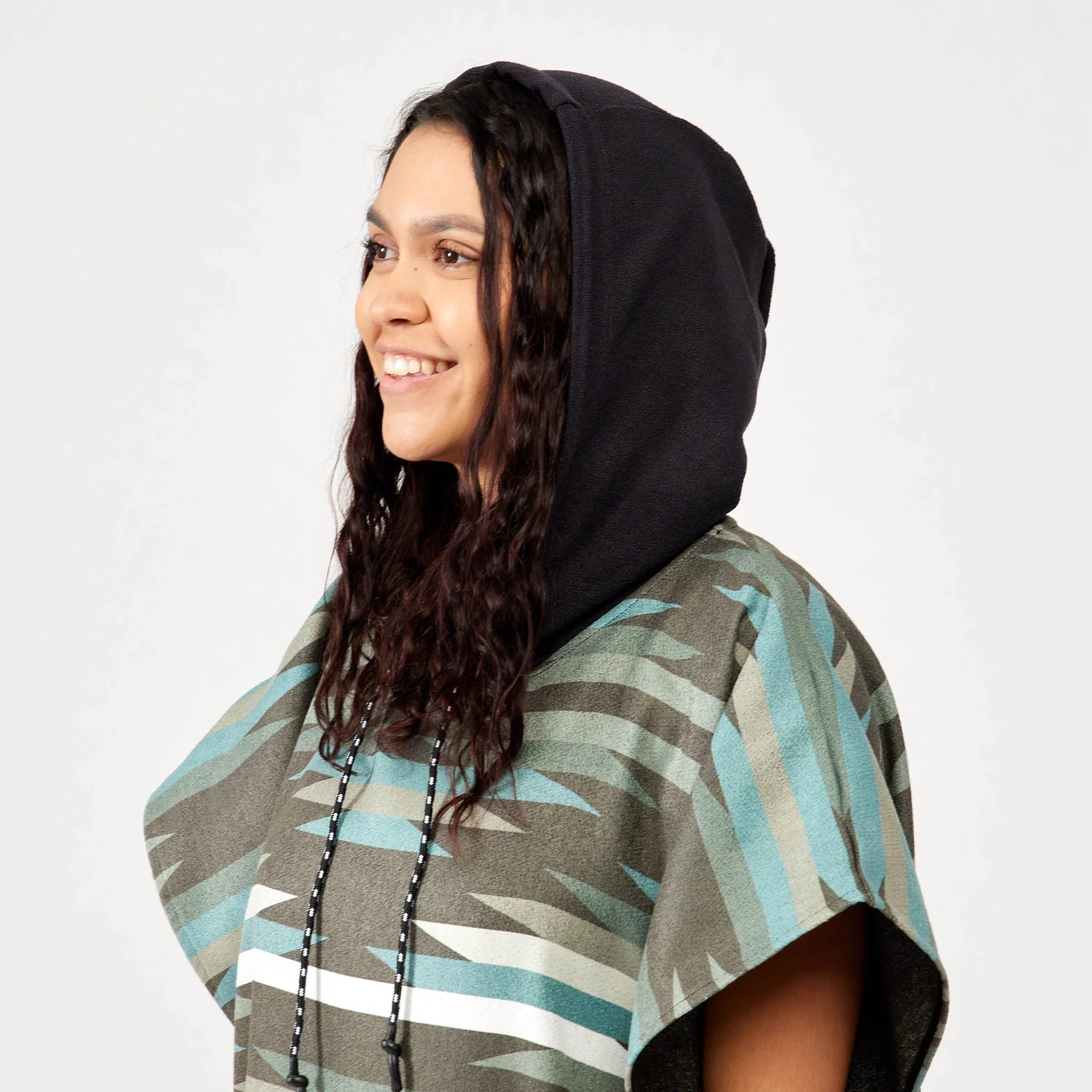 Changing Poncho: Jackson Green - Image 6