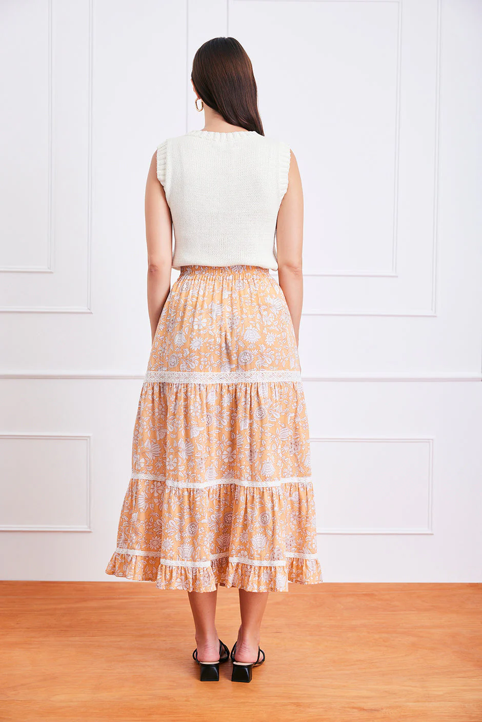 Colette Skirt in Poppy Garden - Image 6