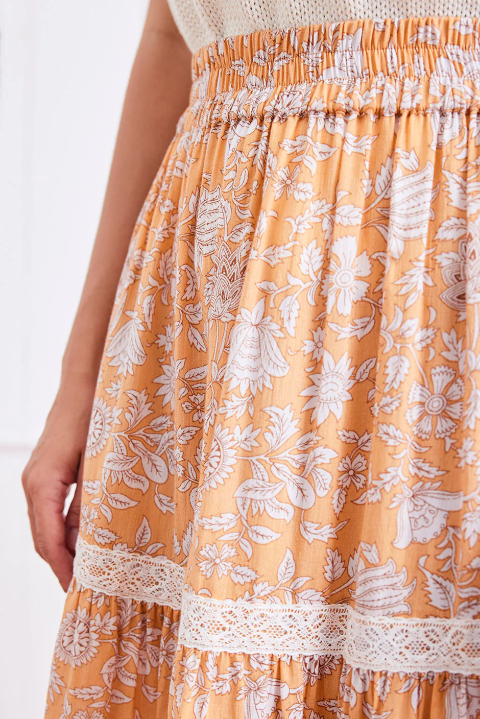 Colette Skirt in Poppy Garden - Image 7