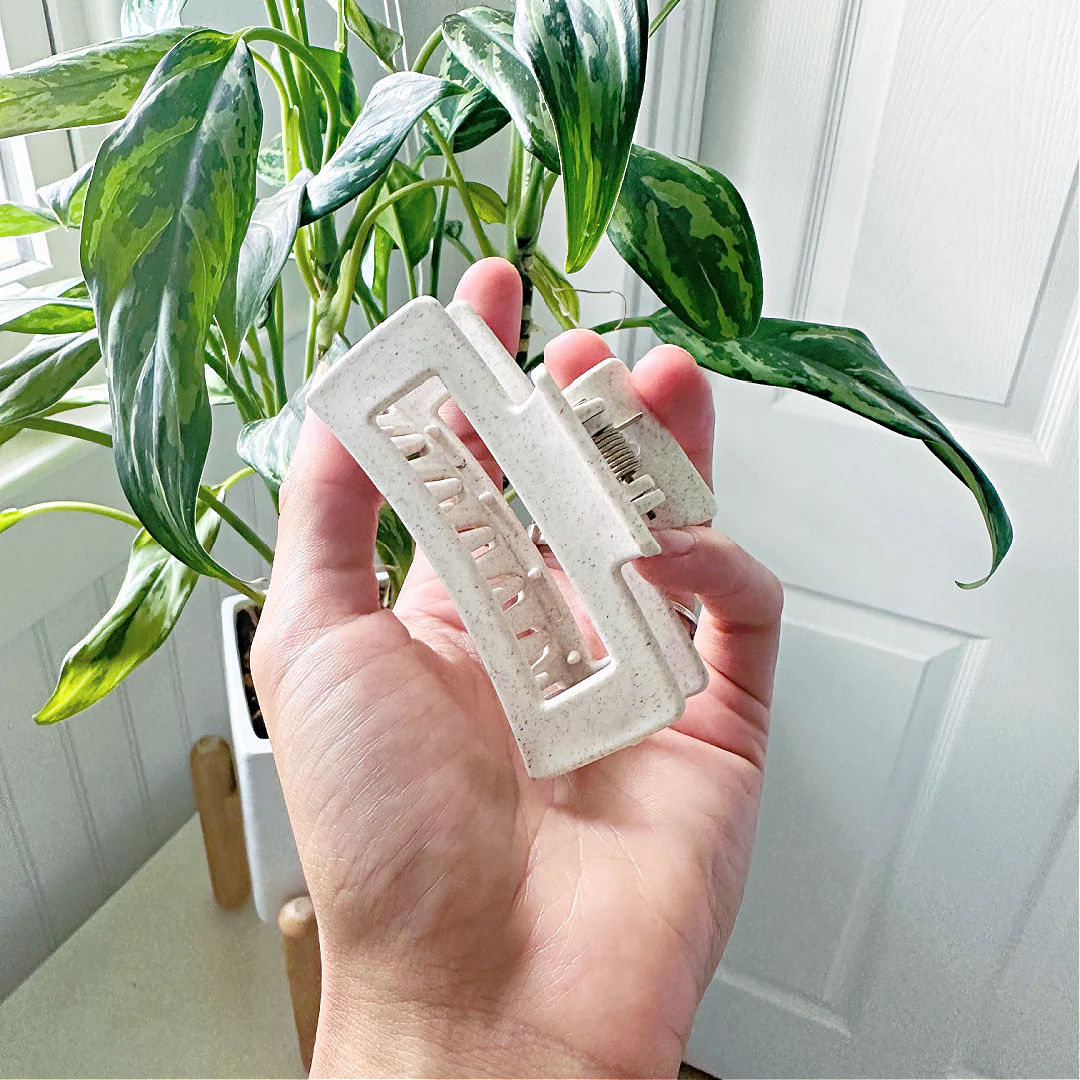 Compostable Hair Clip - Image 5