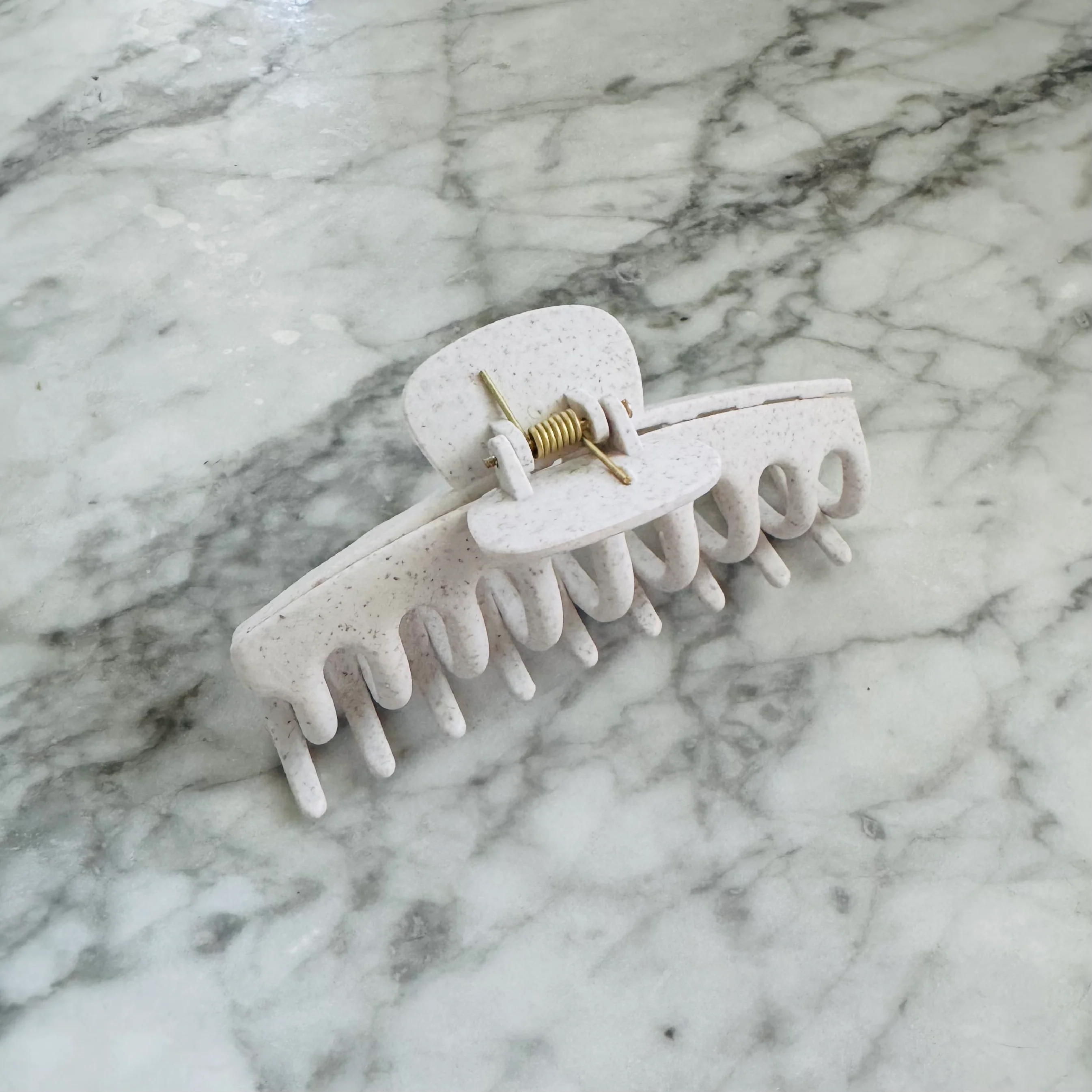 Compostable Hair Clip - Image 8