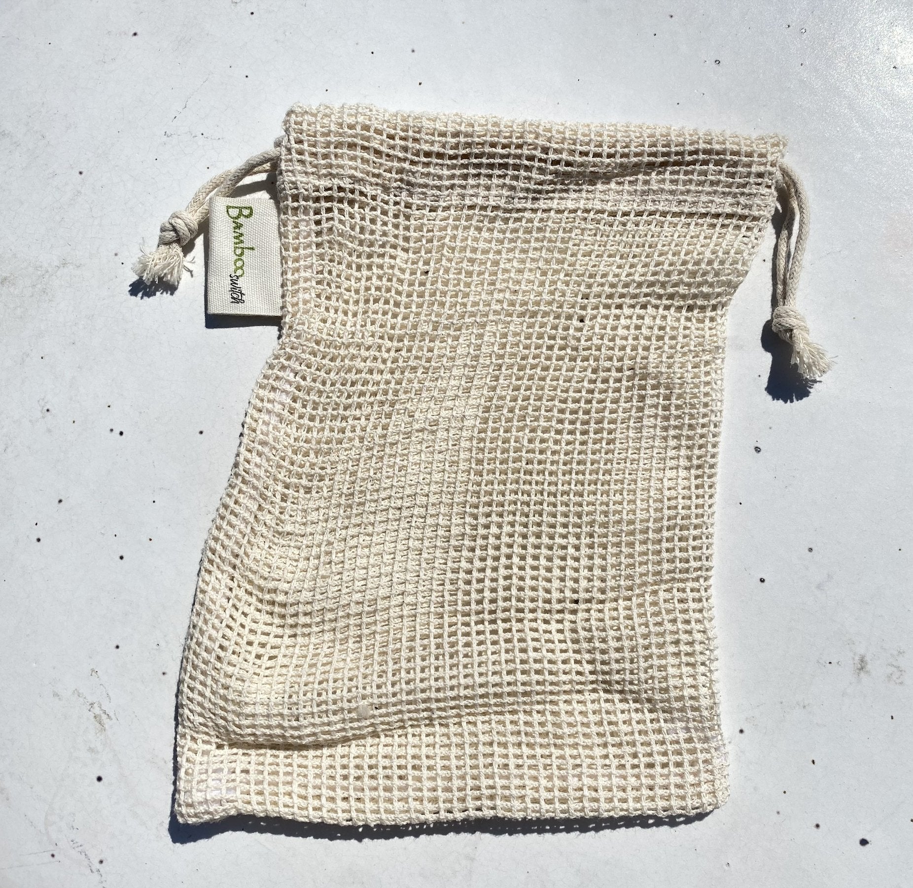 Cotton Mesh Wash Bag - Image 2