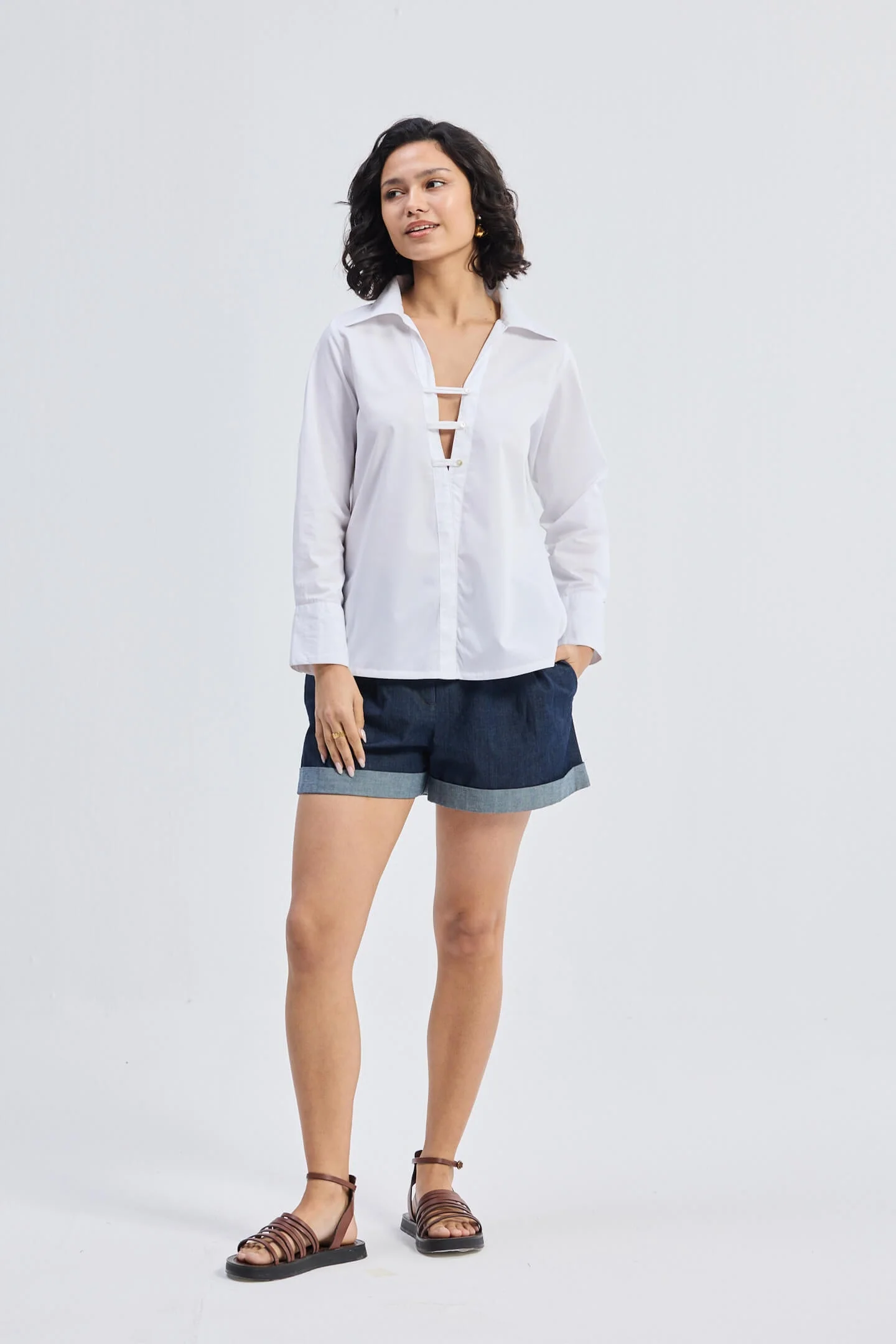 Crisp Details Button-down Shirt in White - Image 12