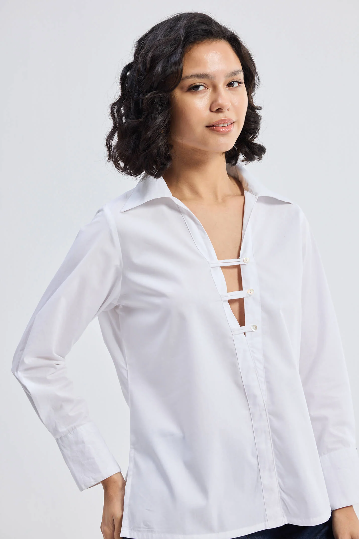 Crisp Details Button-down Shirt in White - Image 4