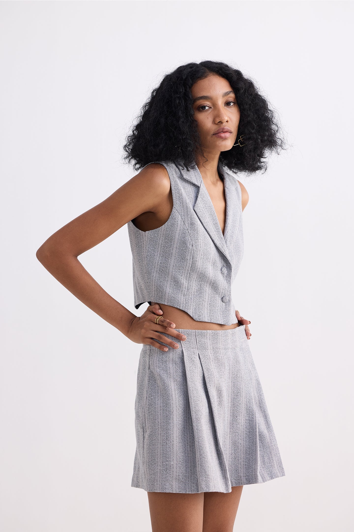 Cropped Cotton Tweed Vest Set in Grey - Image 7