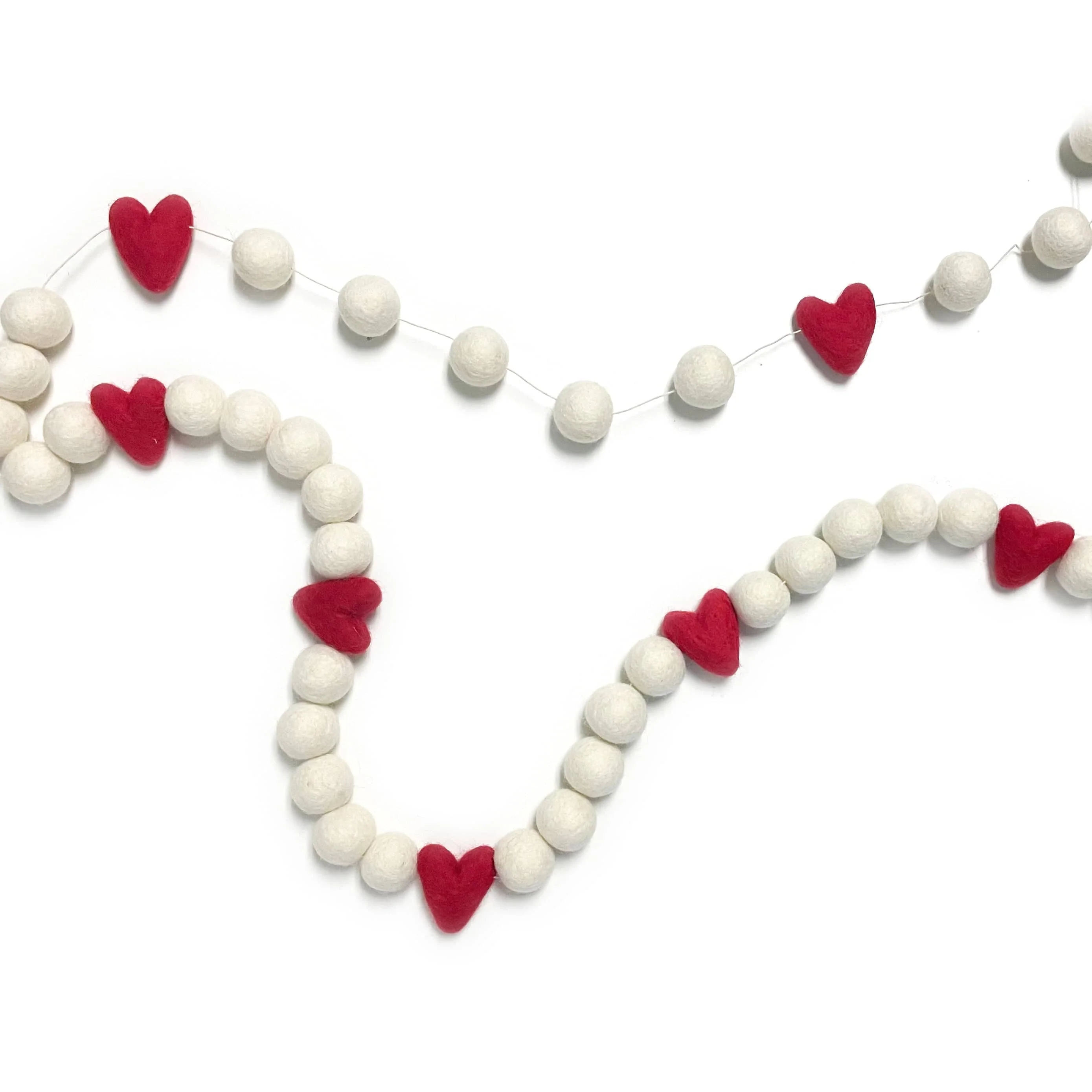 Cupid Eco Garland - Image 2