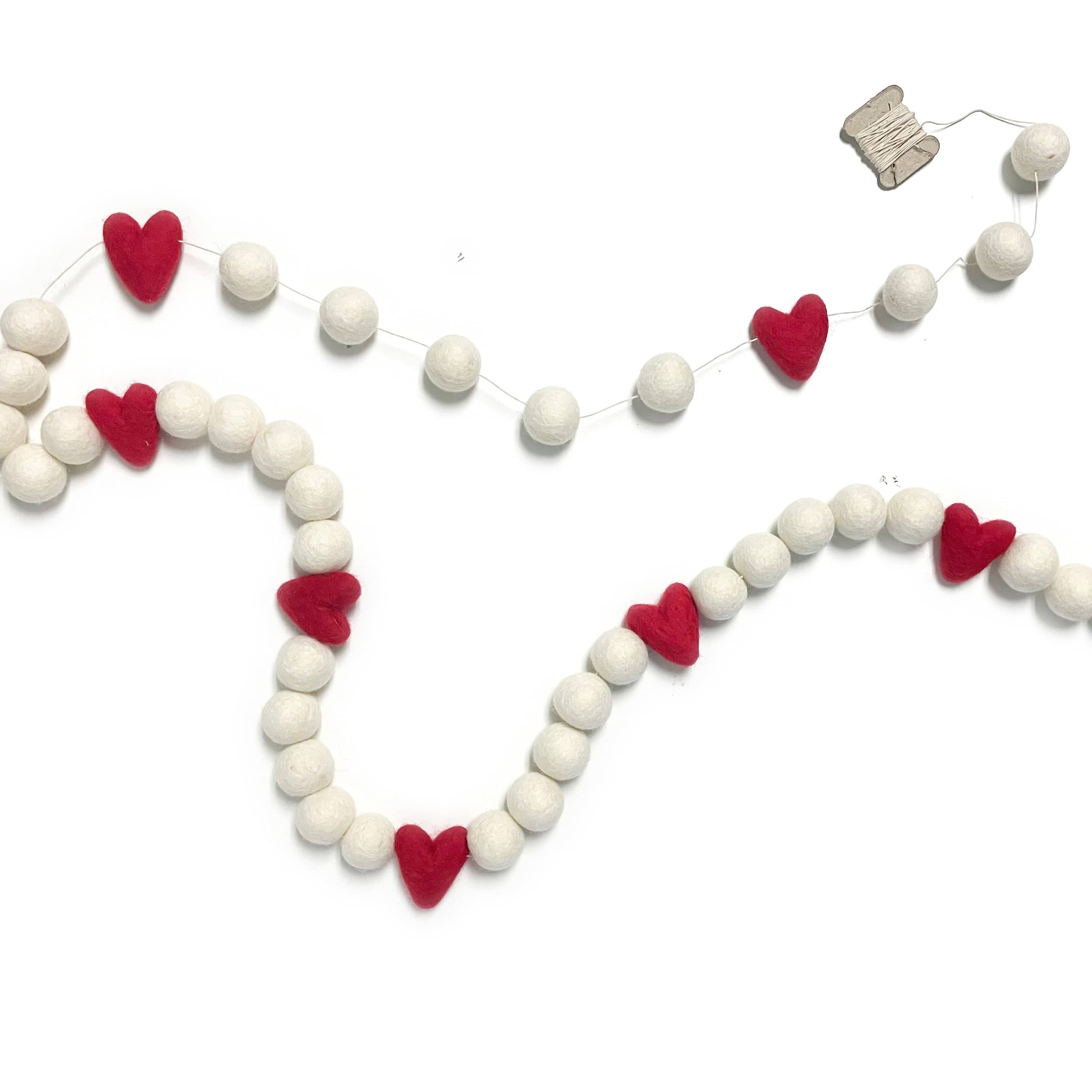 Cupid Eco Garland - Image 5