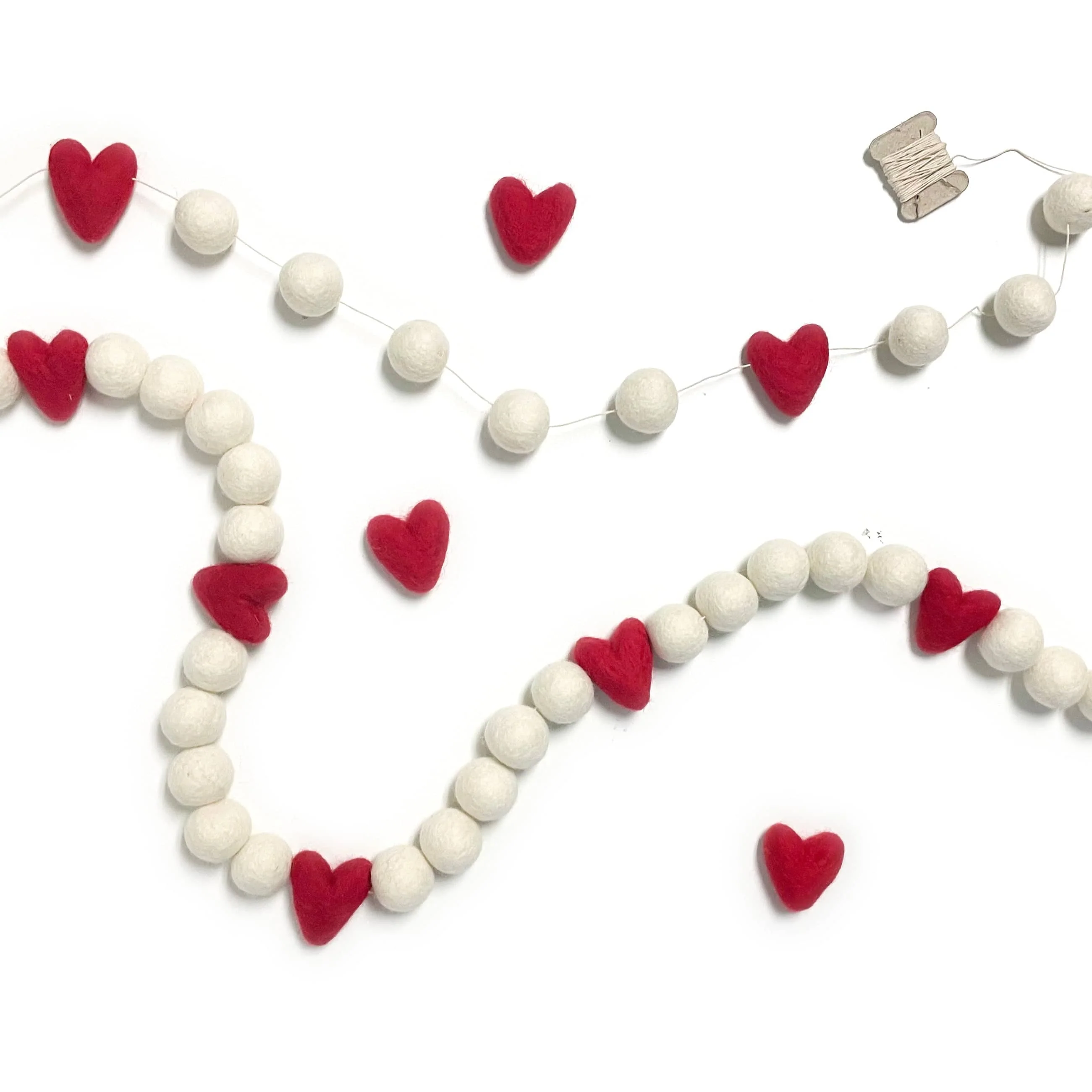 Cupid Eco Garland - Image 6