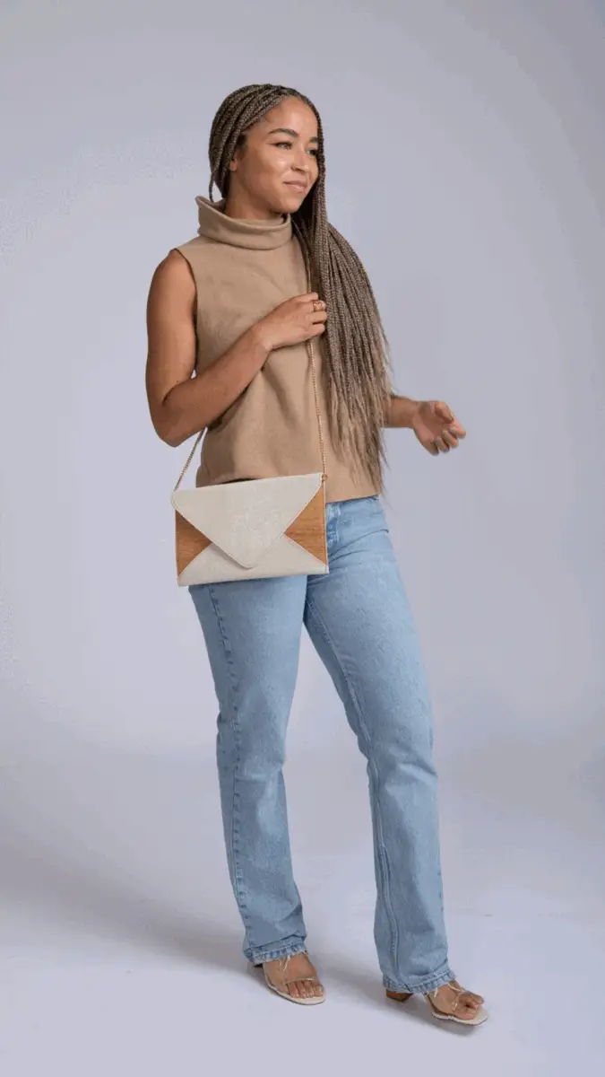 Date Night Clutch - Image 10