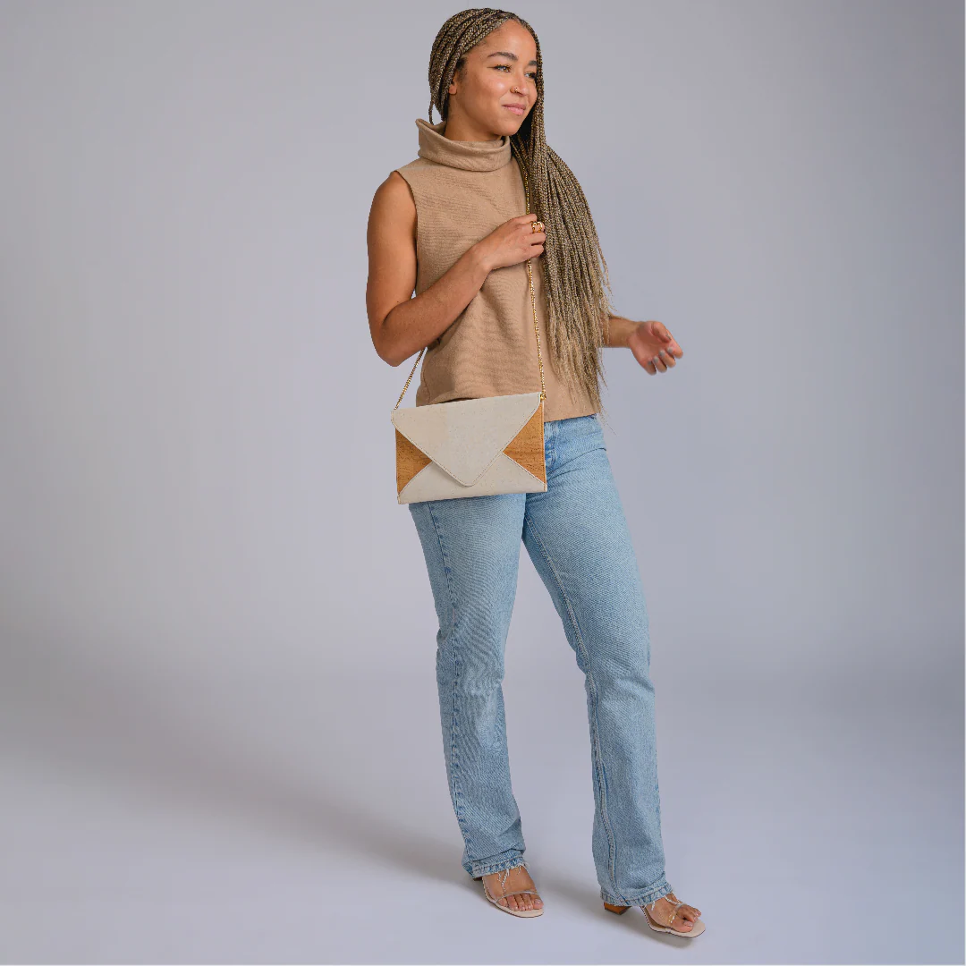 Date Night Clutch - Image 9