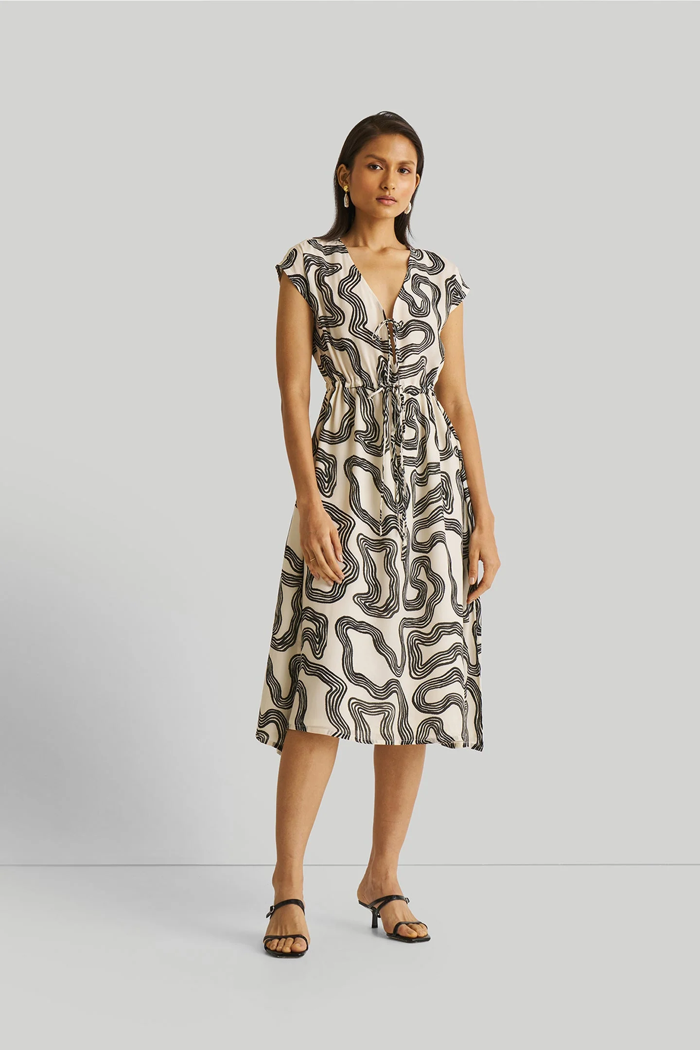 Deep V-neck Gathered Dress in Black Stripes - Image 6