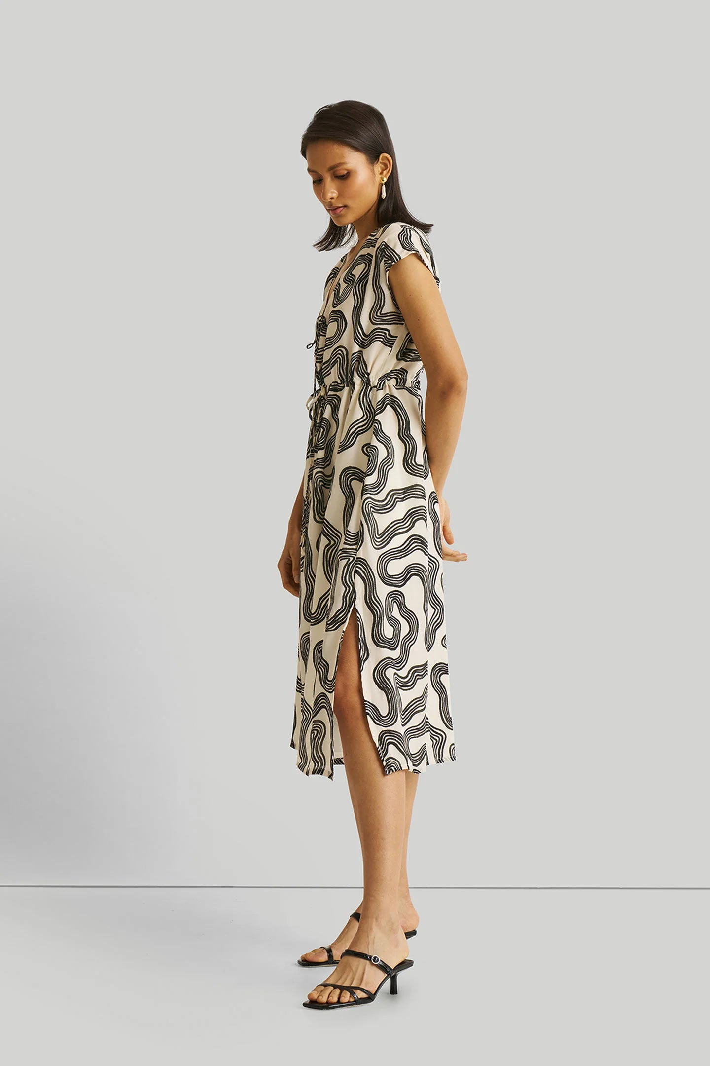 Deep V-neck Gathered Dress in Black Stripes - Image 9