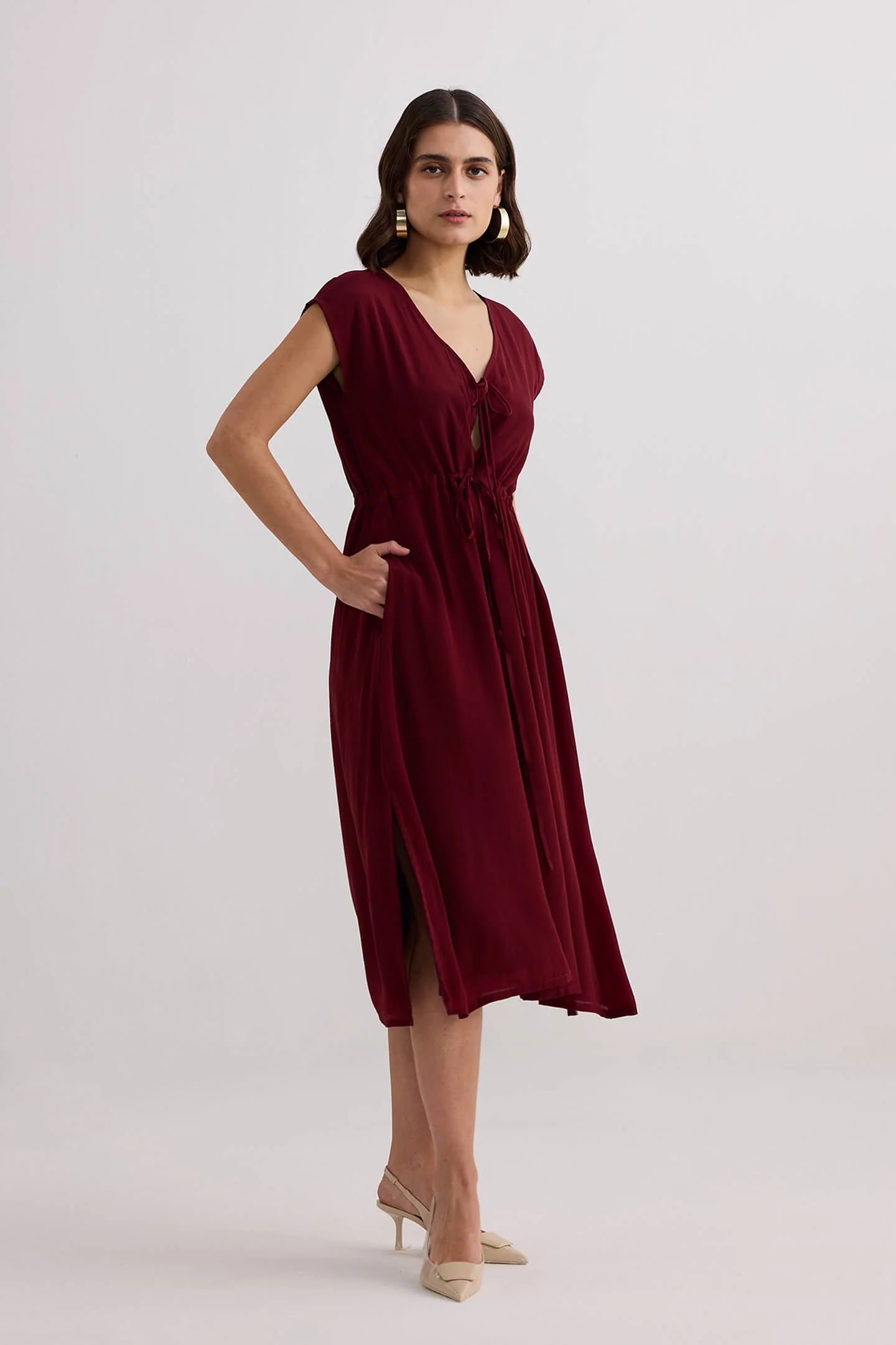 Deep V-neck Gathered Dress in Burgundy - Image 7