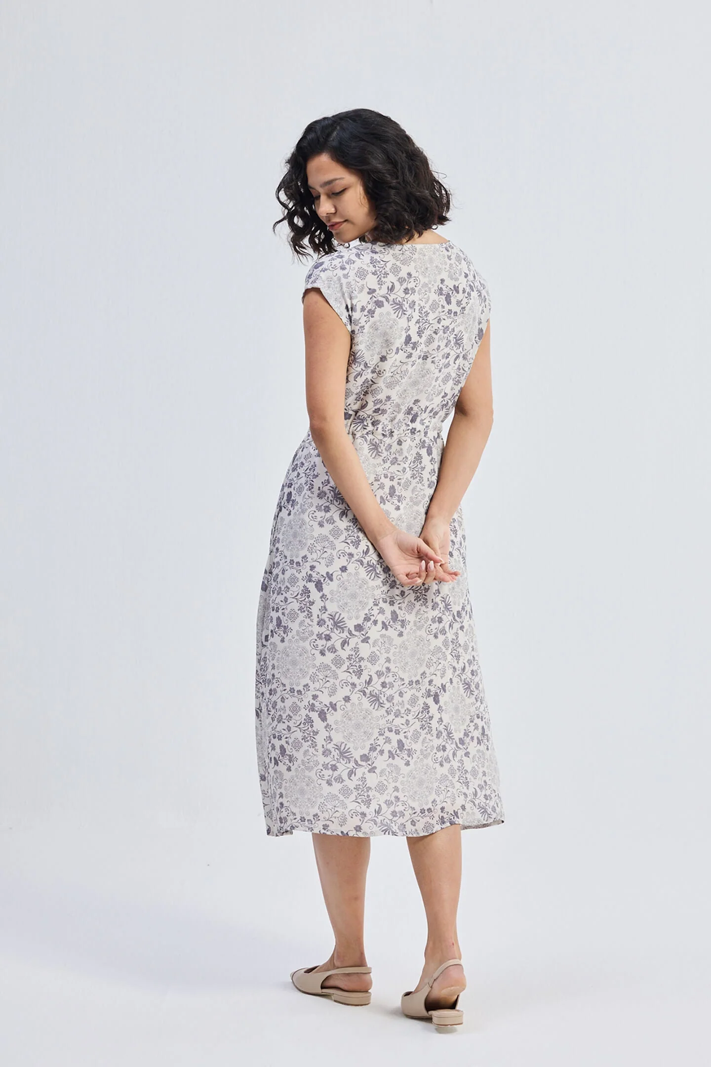 Deep V-neck Gathered Dress in Florals - Image 2