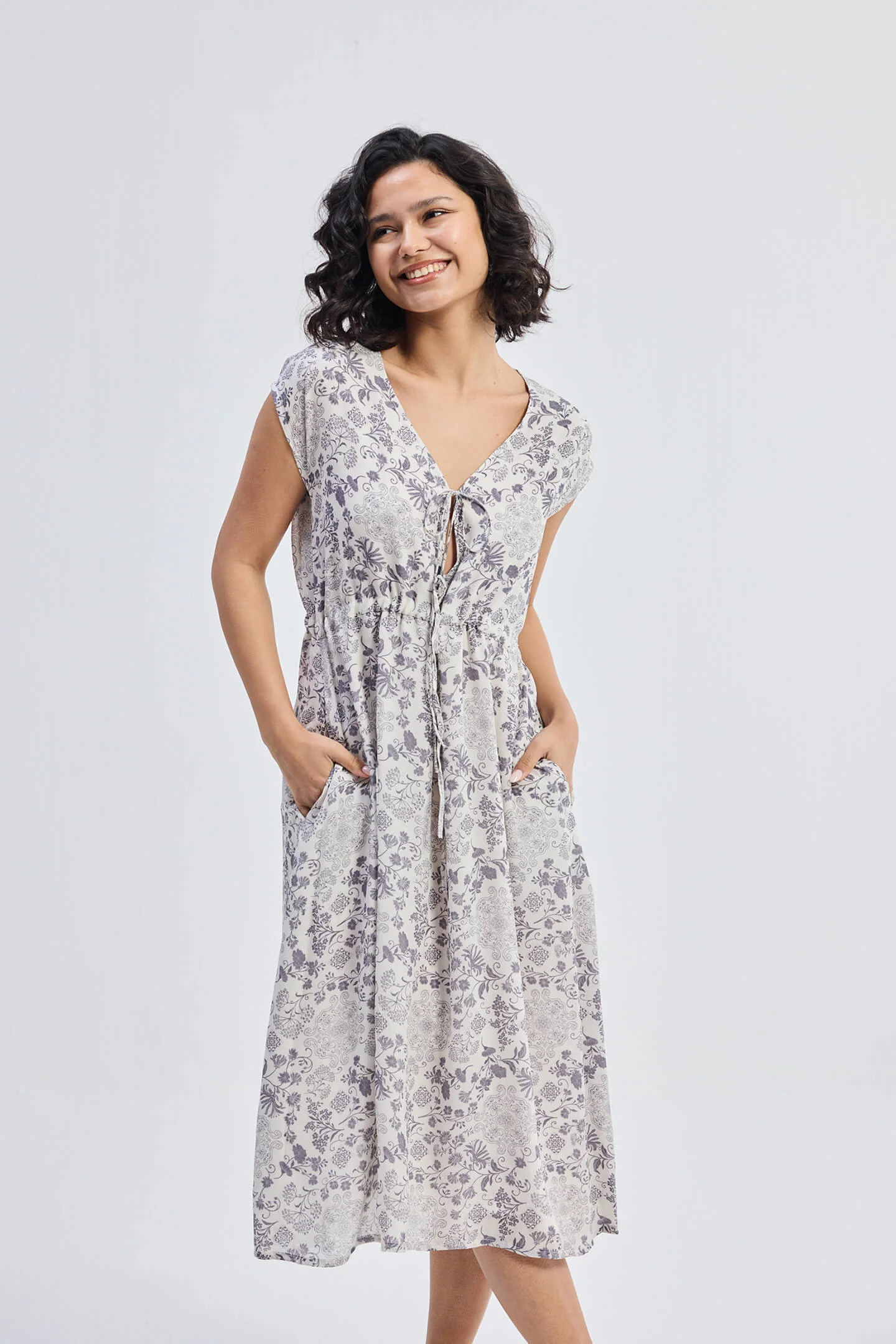 Deep V-neck Gathered Dress in Florals - Image 6