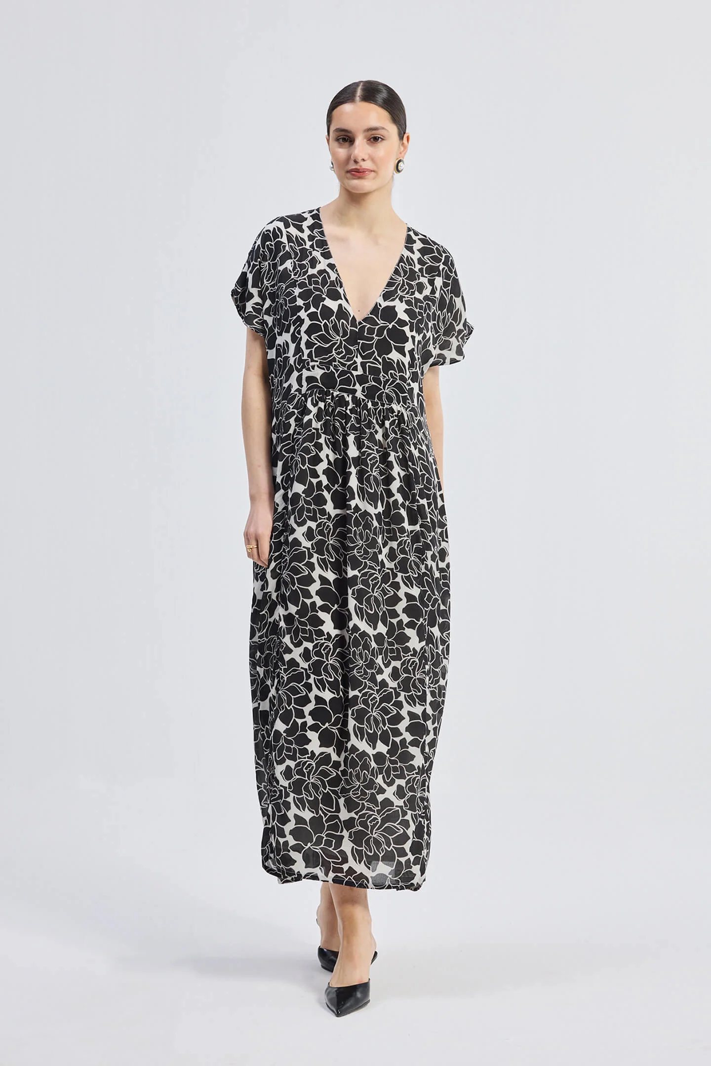 Deep V-neck Maxi Dress with Front Gathers in Black Florals - Image 8
