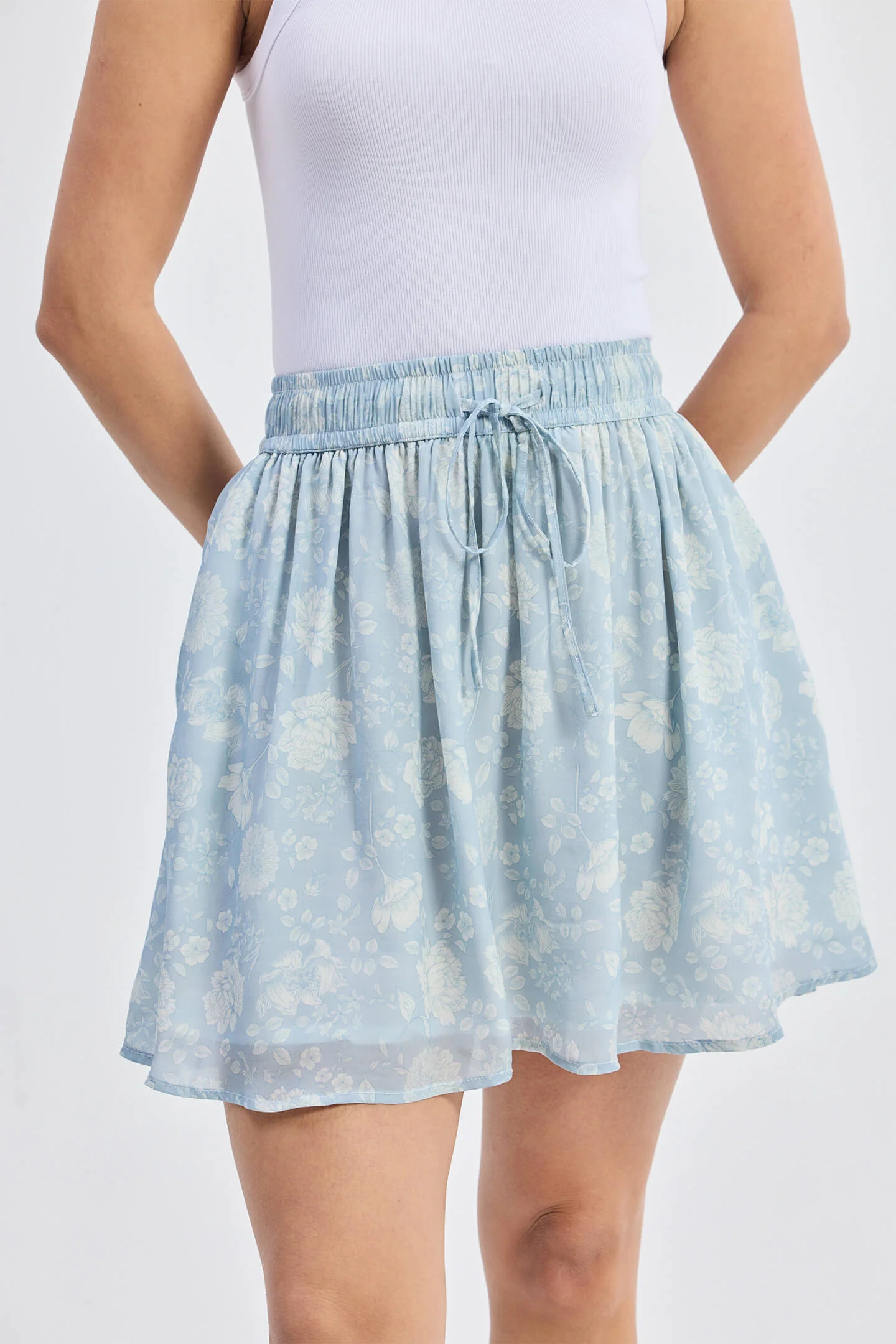 Drawstring Short Skirt in Blue Florals - Image 4