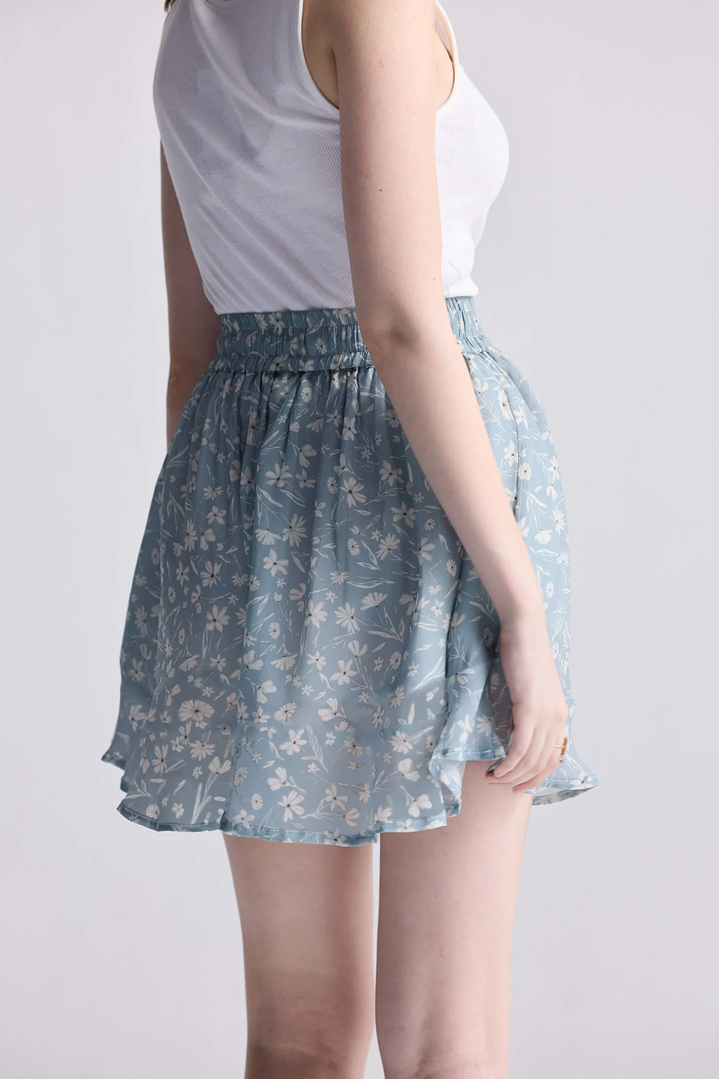 Drawstring Short Skirt in Light Blue Florals - Image 3