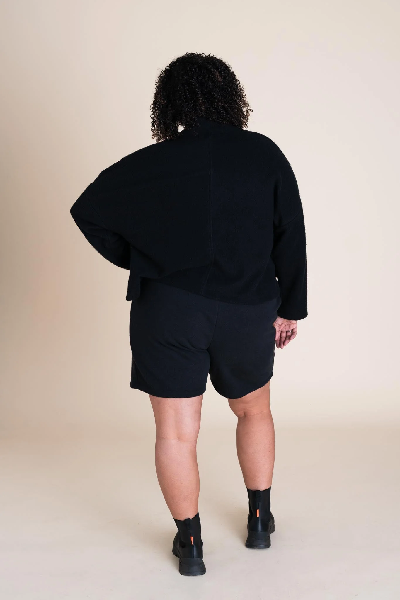 Drifter Cardigan in Black - Image 2
