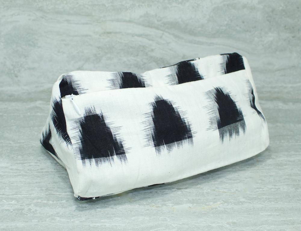 Dylan Carry All Toiletry Bag - Image 3